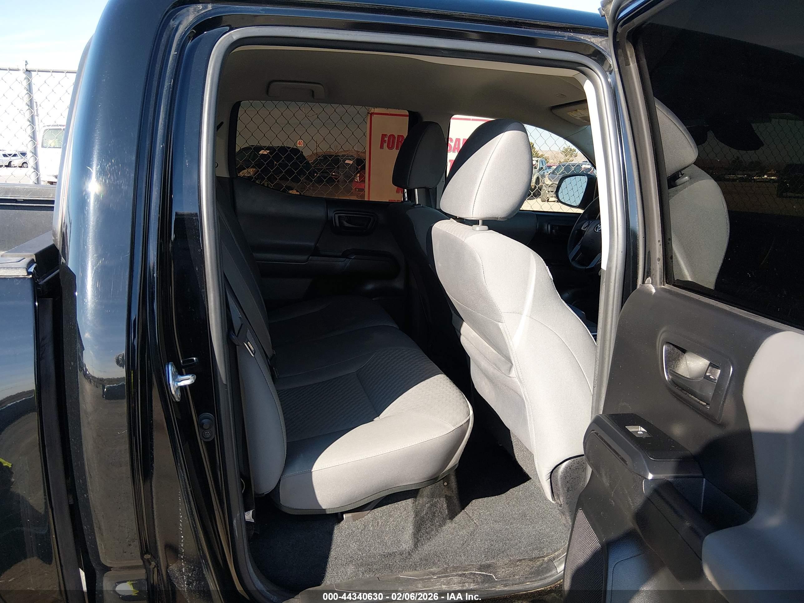 TOYOTA TACOMA image 8