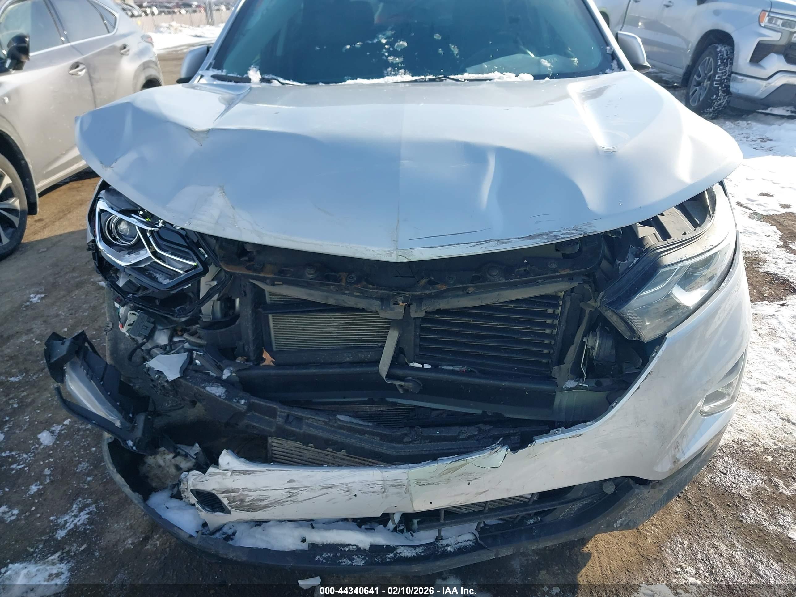 CHEVROLET EQUINOX image 6