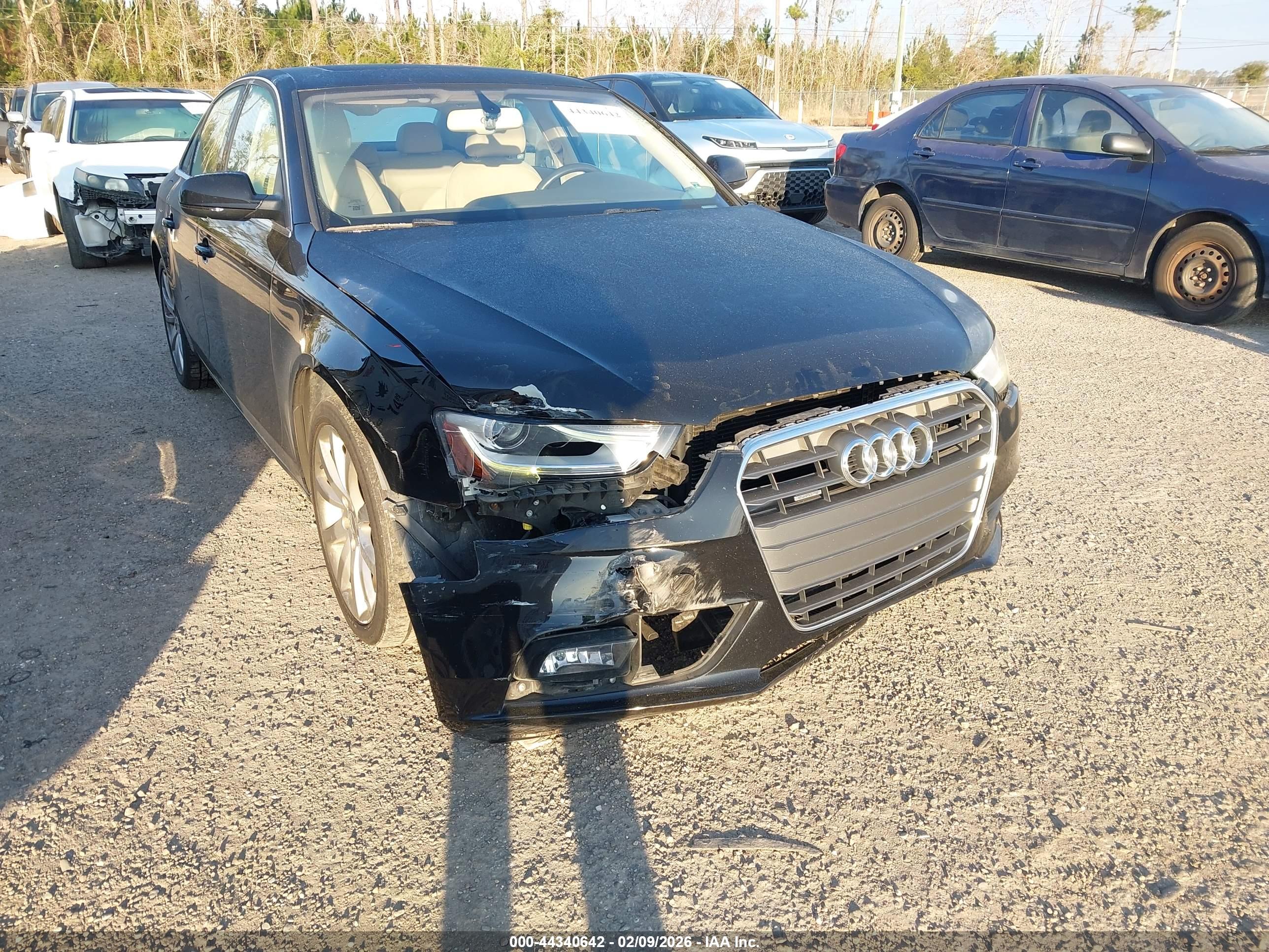 AUDI A4 image 6