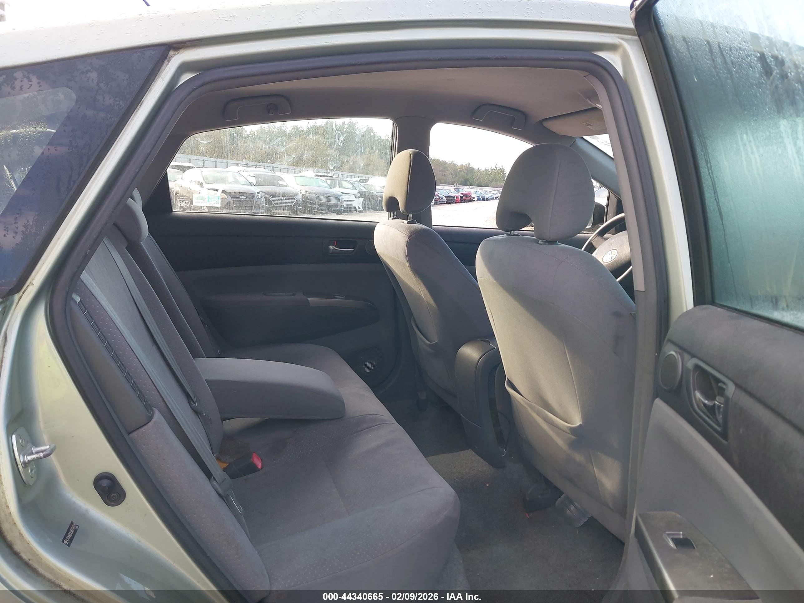 TOYOTA PRIUS image 8