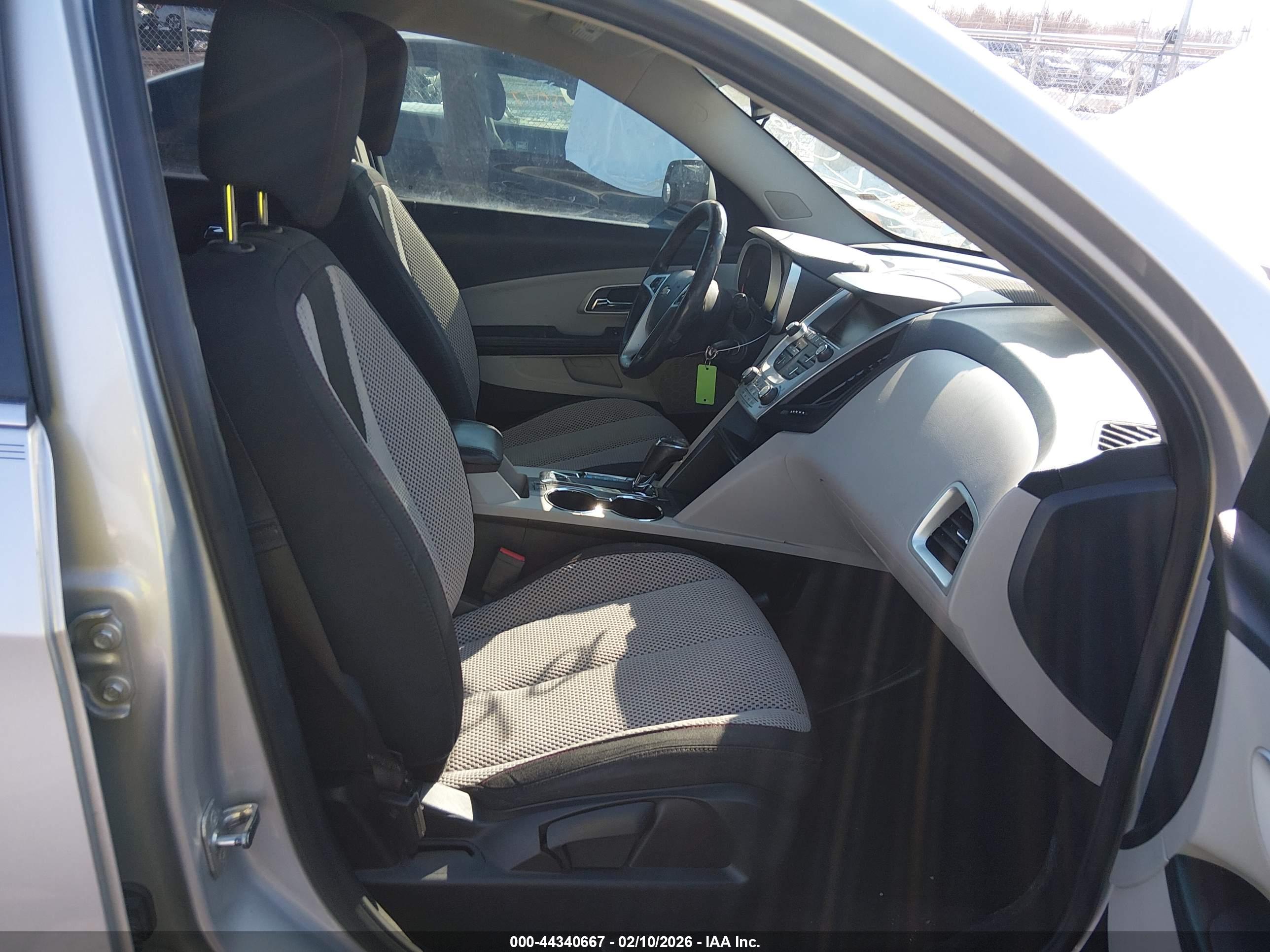 CHEVROLET EQUINOX image 5
