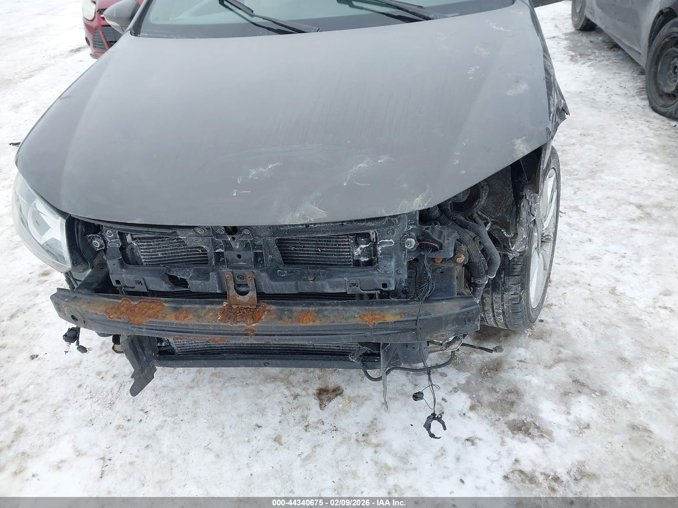 VOLKSWAGEN EOS image 6