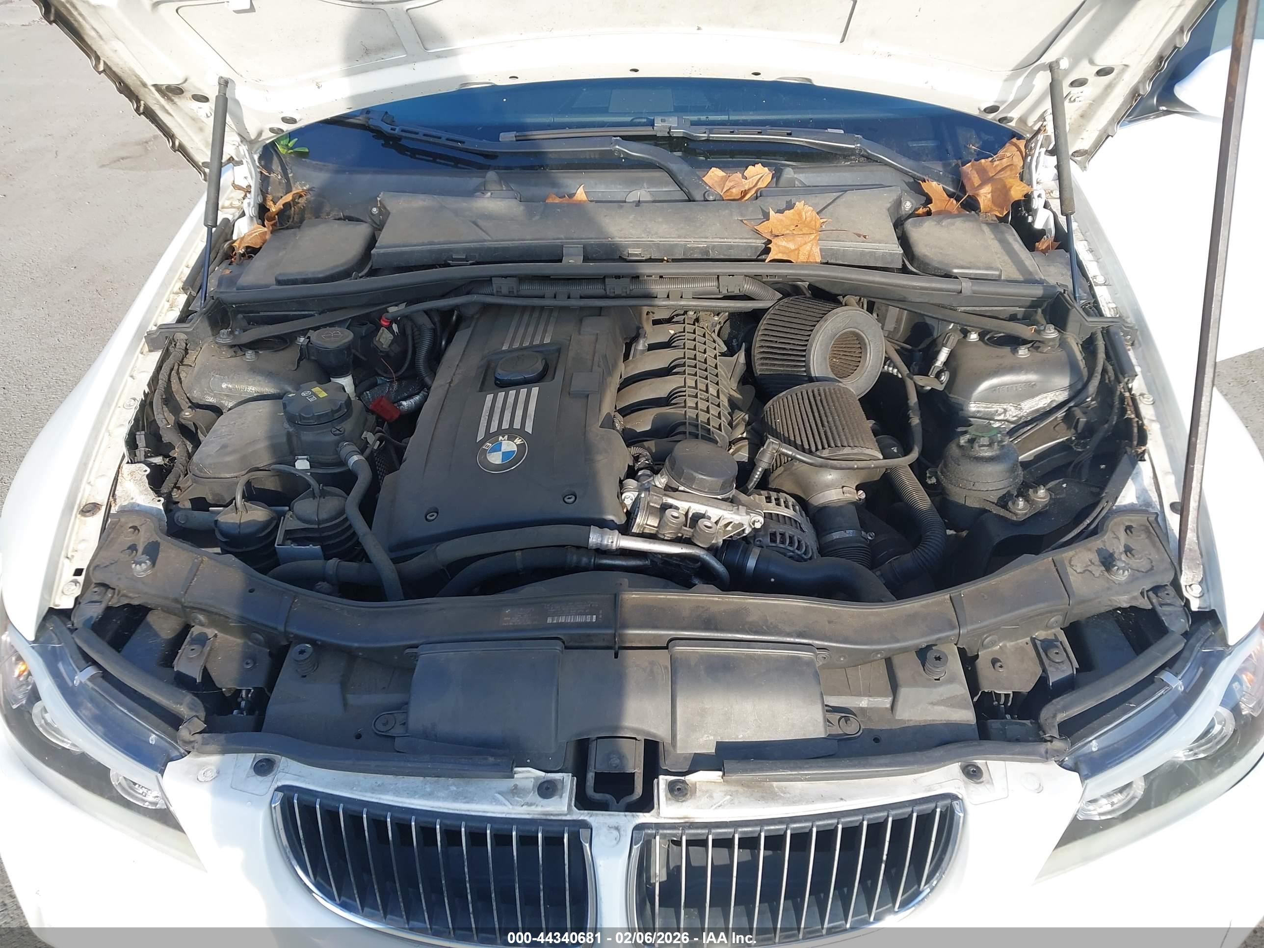 BMW 335I image 10