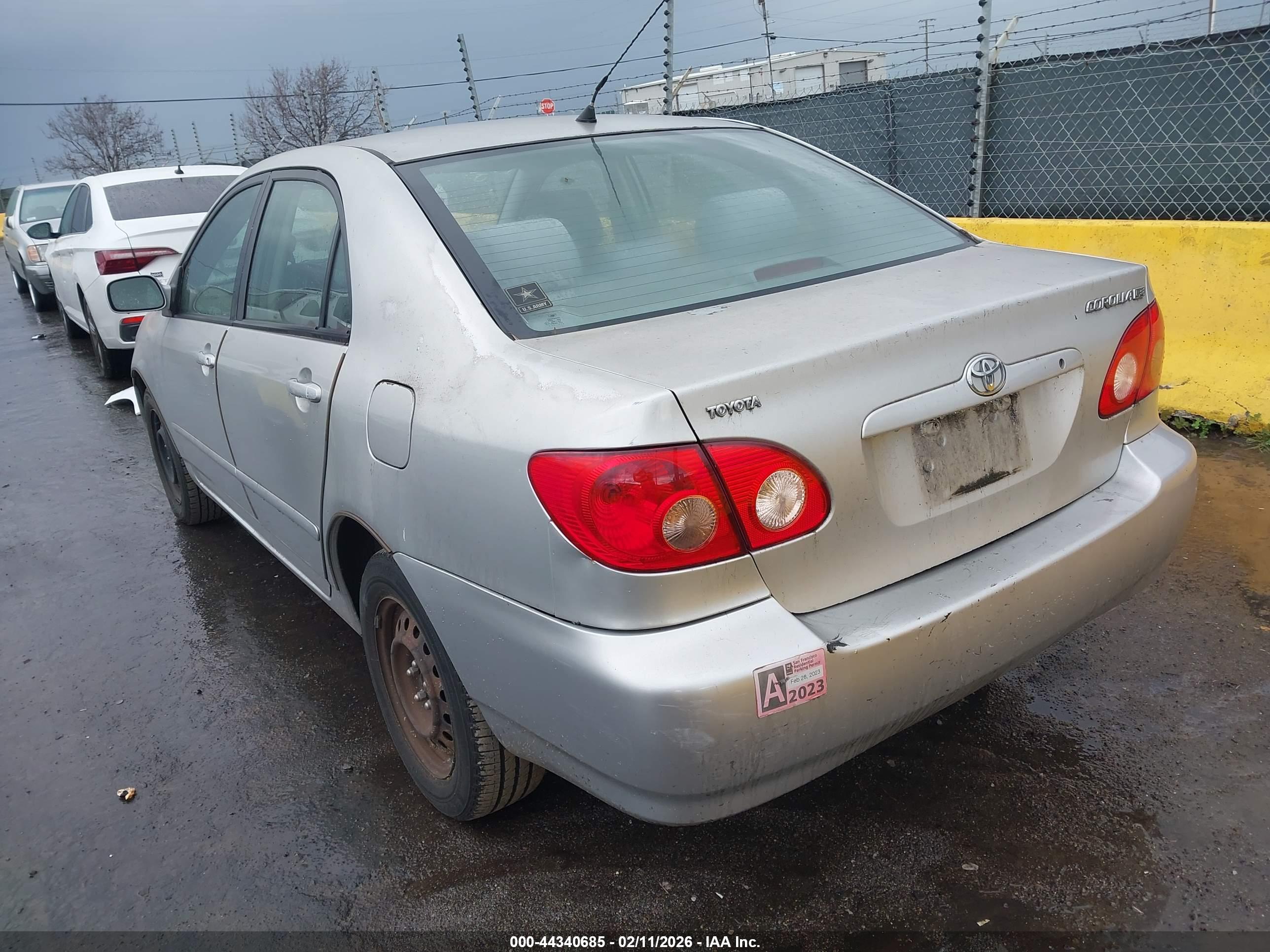 TOYOTA COROLLA image 3