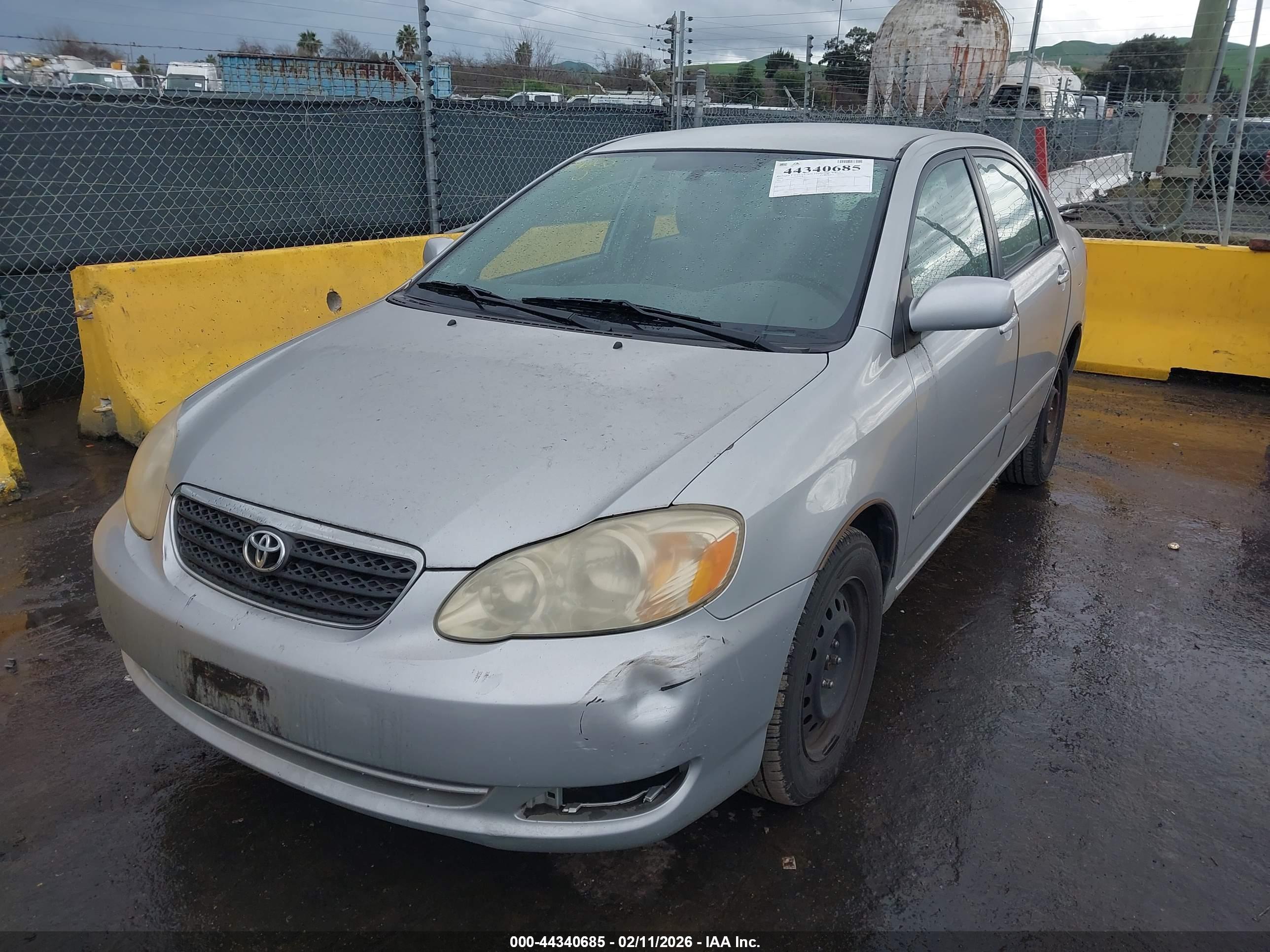 TOYOTA COROLLA image 6