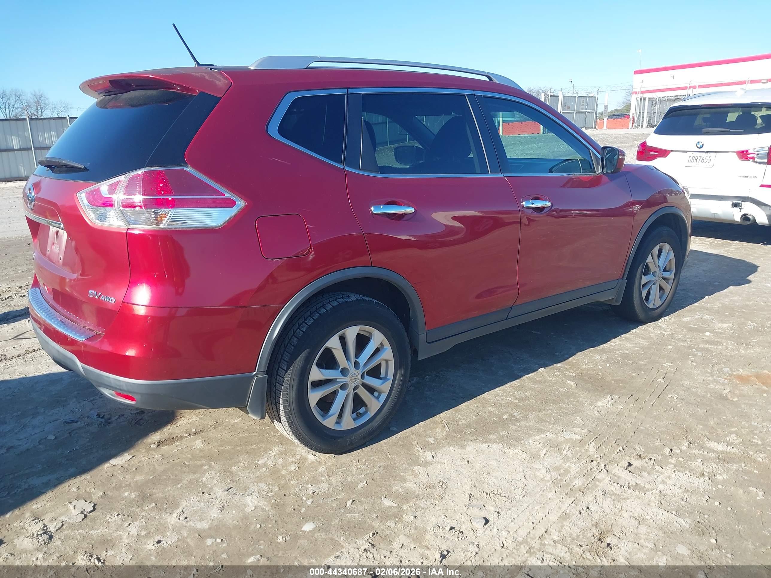 NISSAN ROGUE image 4