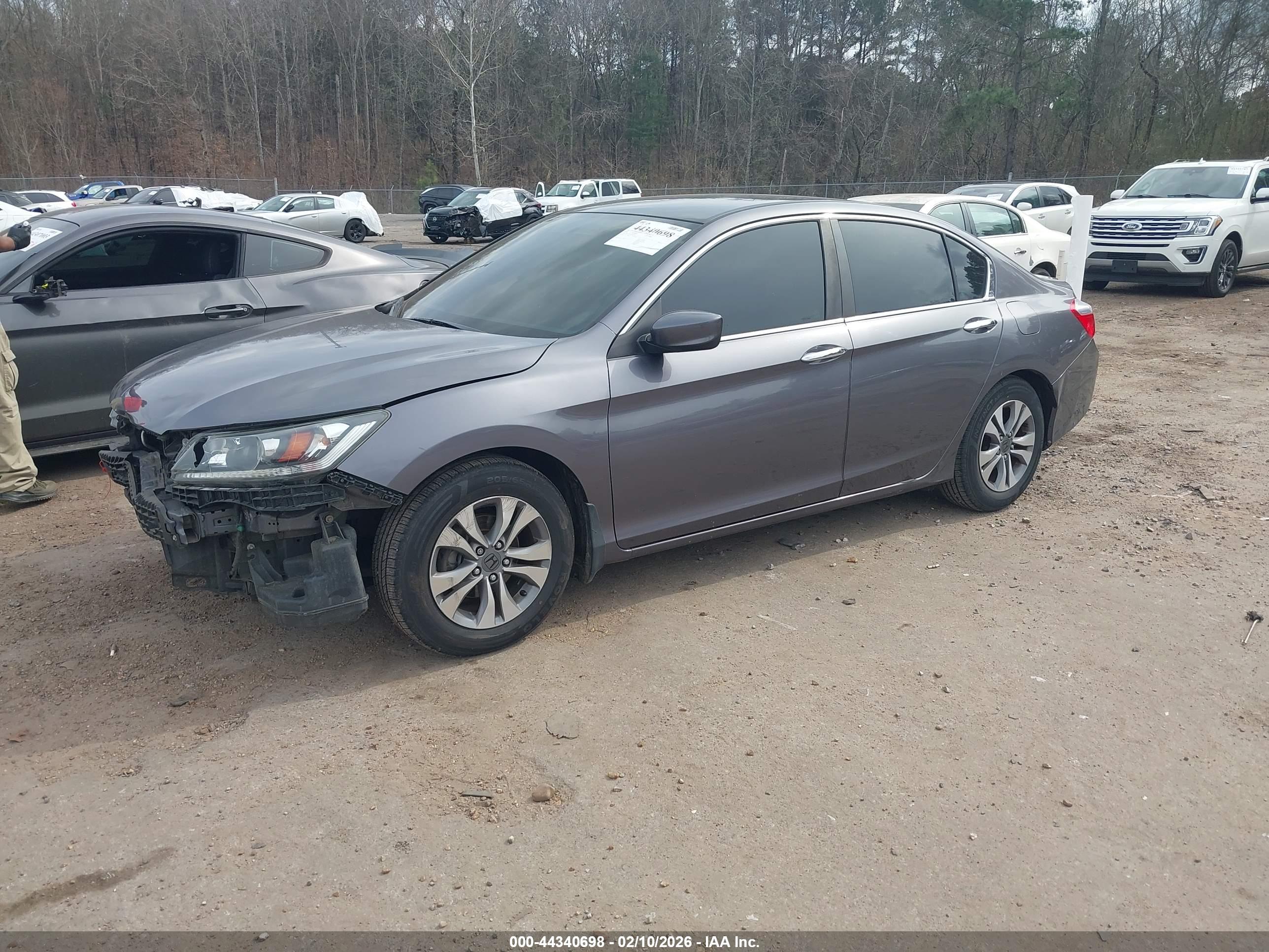 HONDA ACCORD image 2