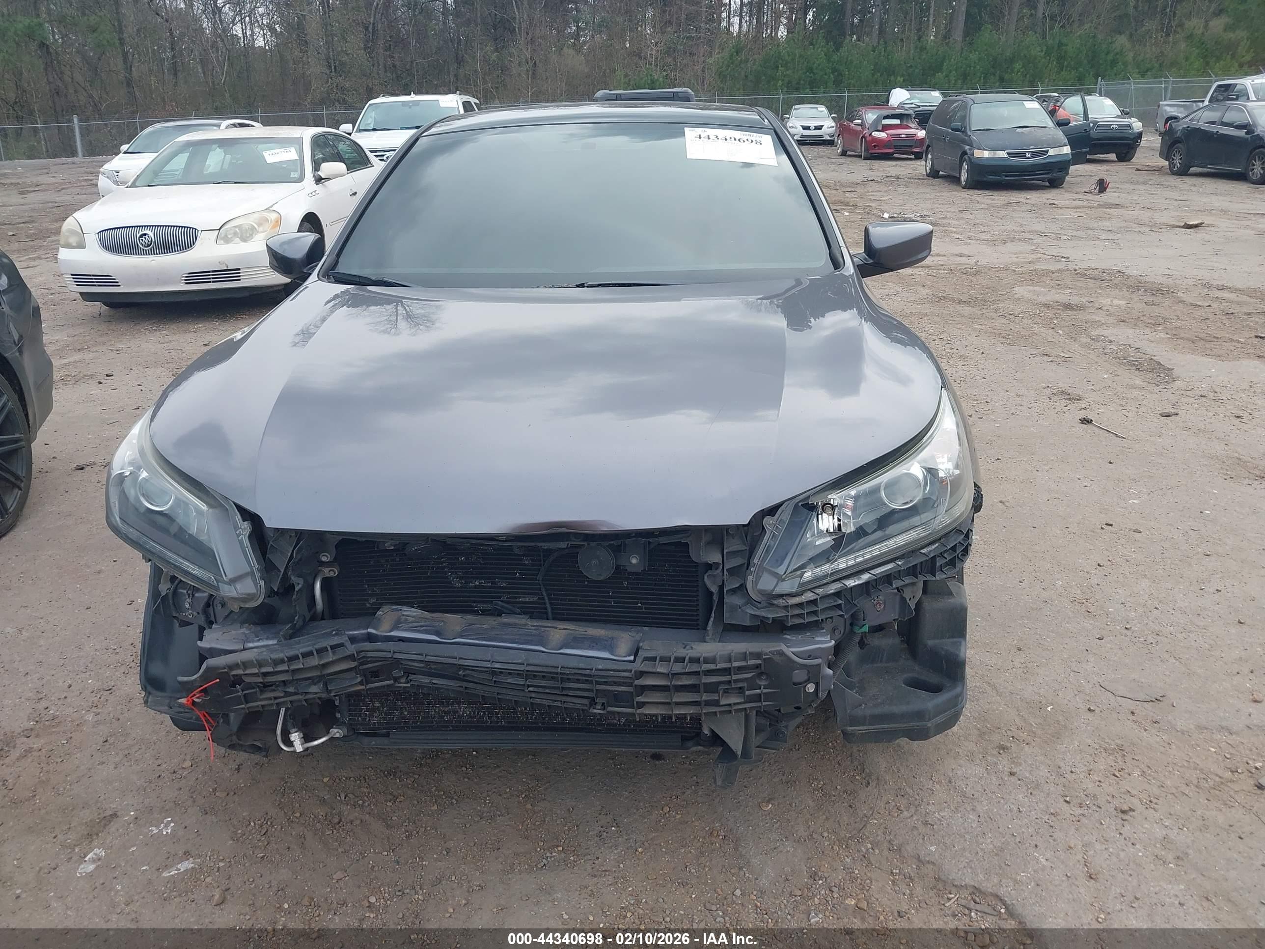 HONDA ACCORD image 6