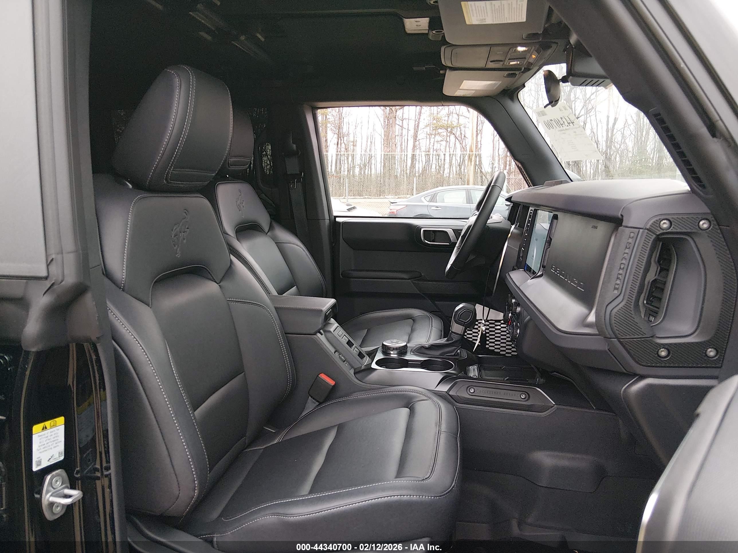 FORD BRONCO image 5
