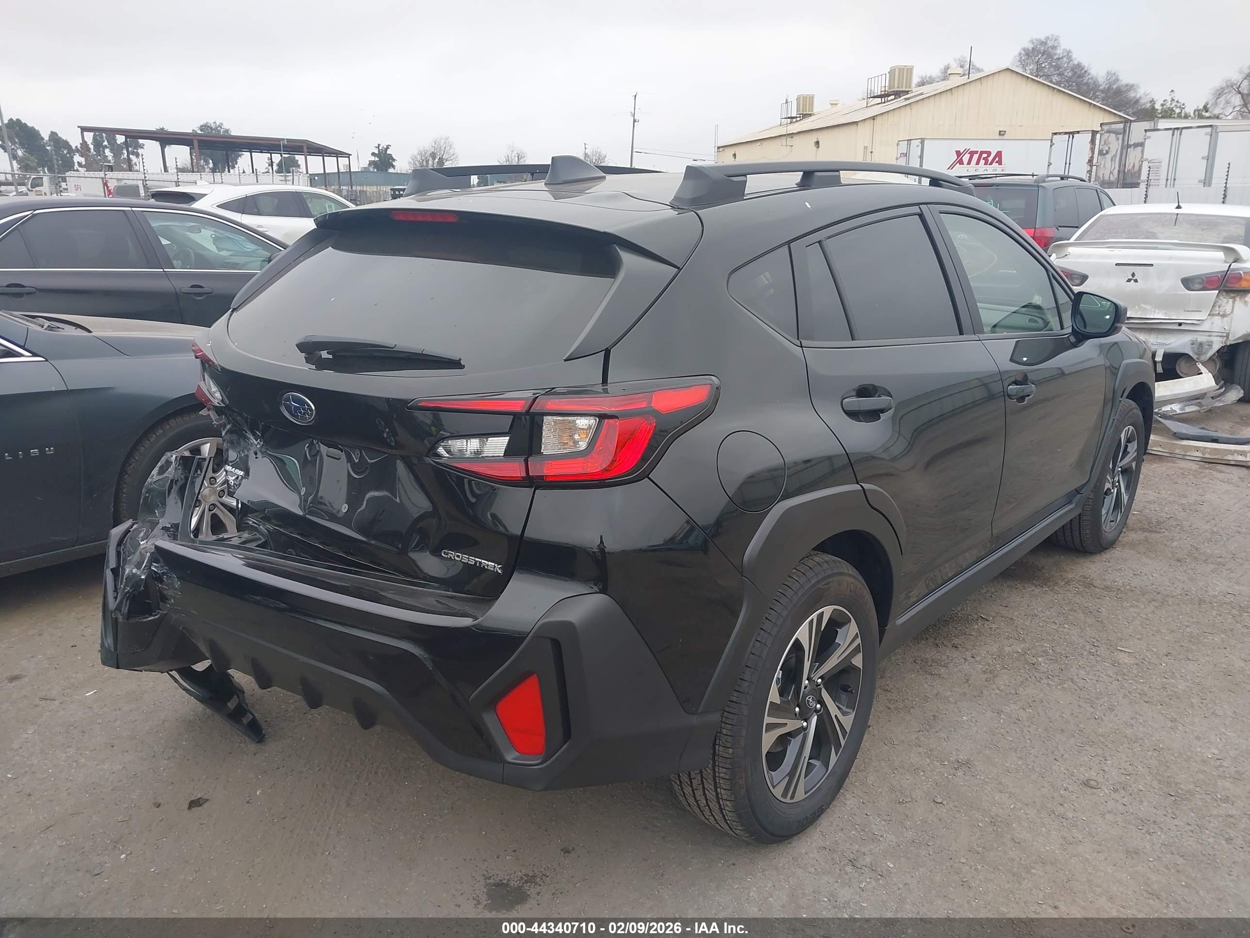 SUBARU CROSSTREK image 4
