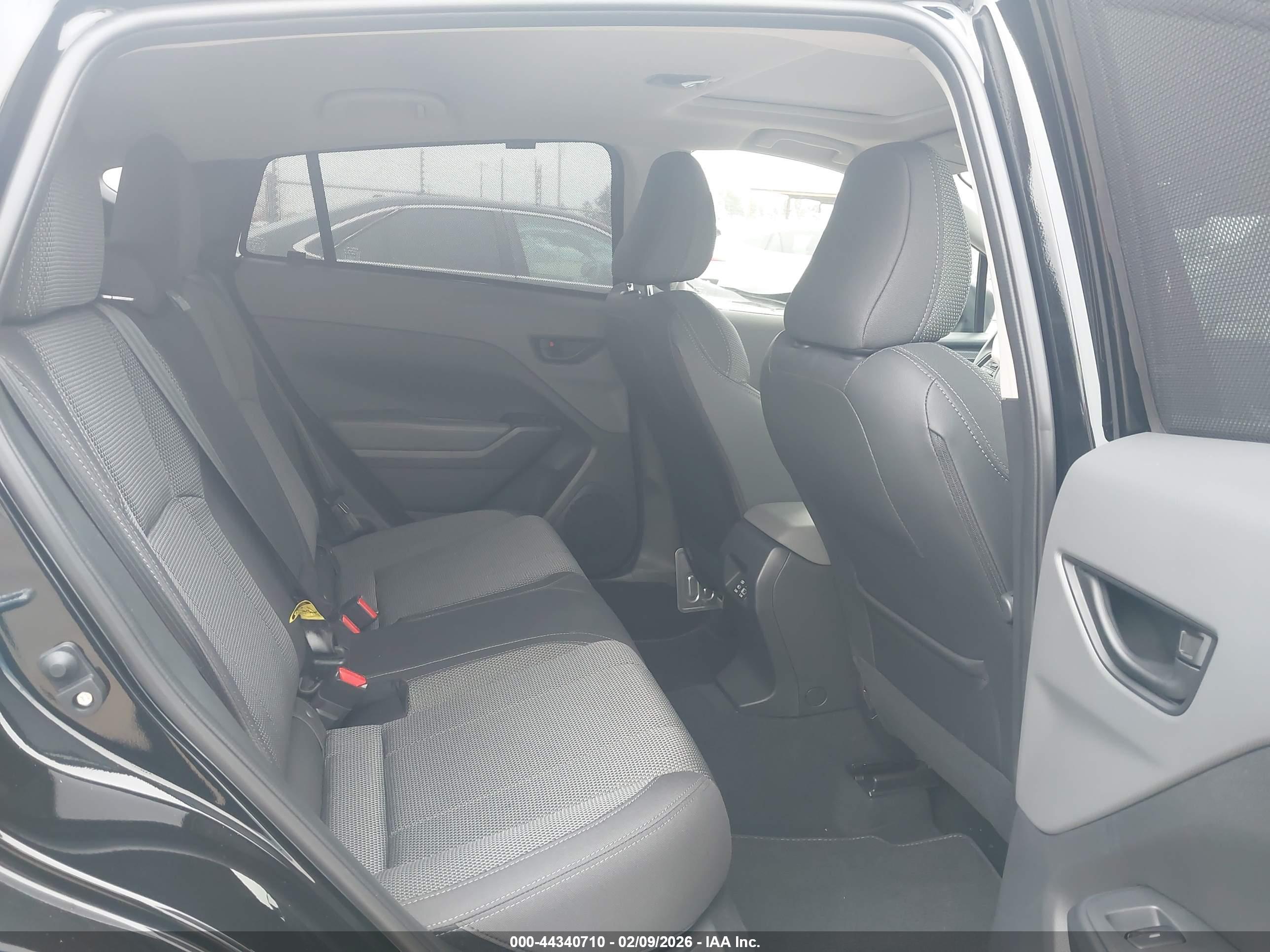 SUBARU CROSSTREK image 8
