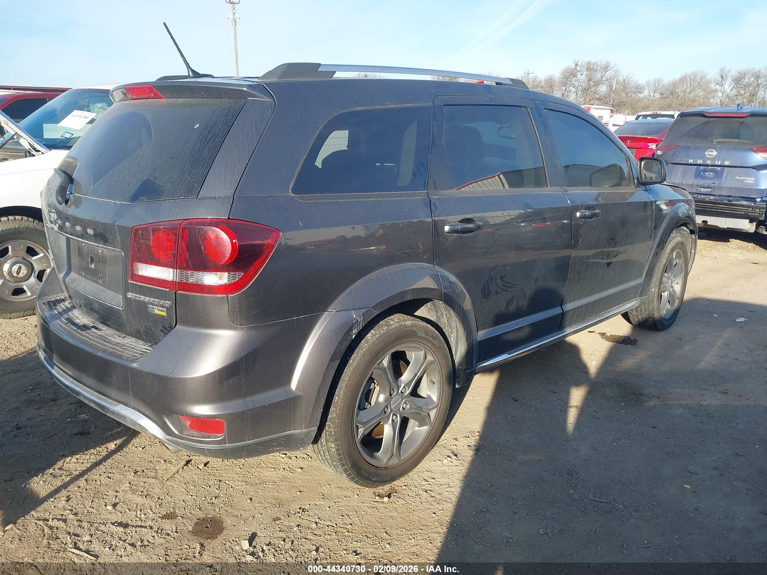 DODGE JOURNEY image 4
