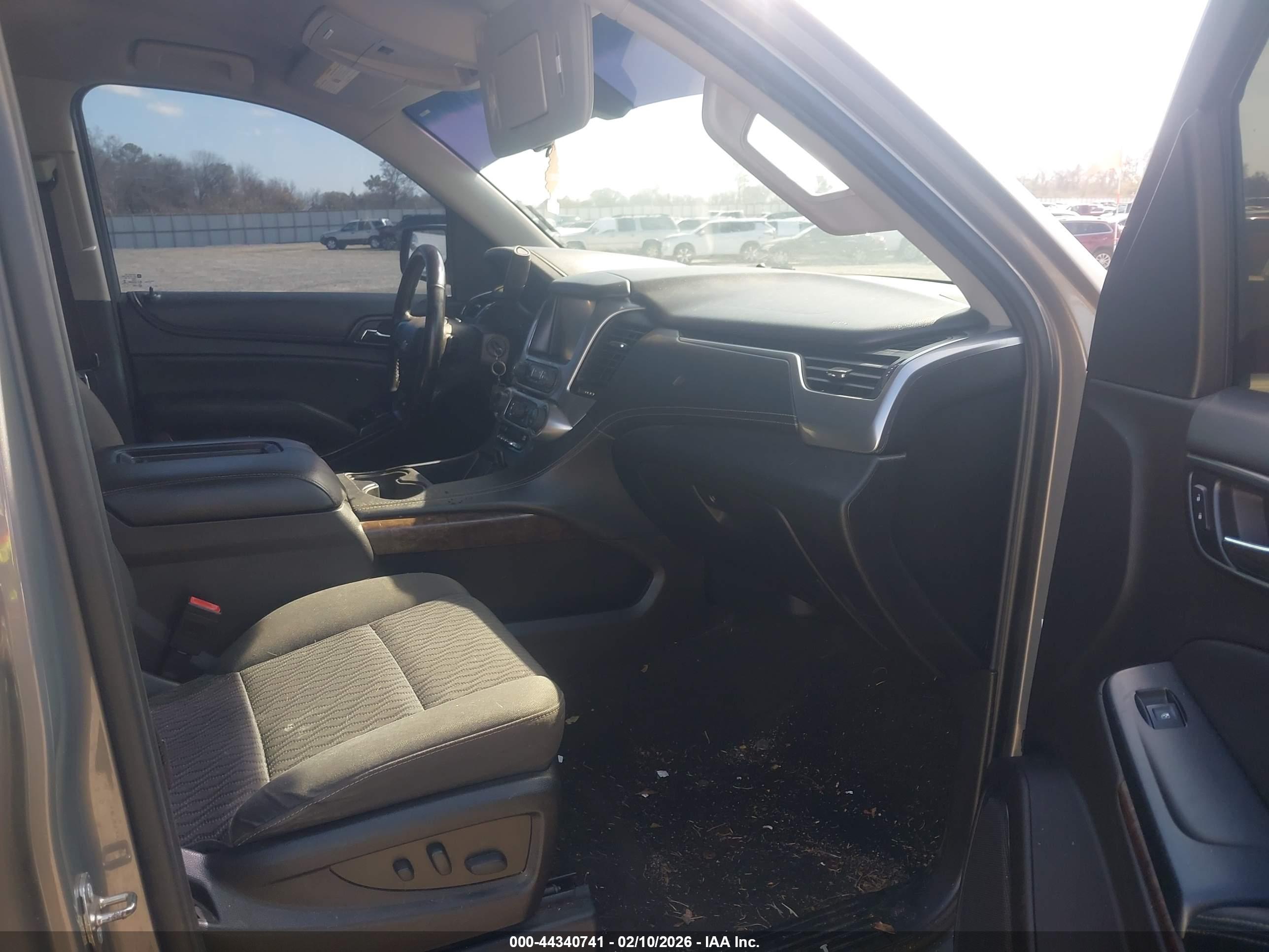 CHEVROLET TAHOE image 5