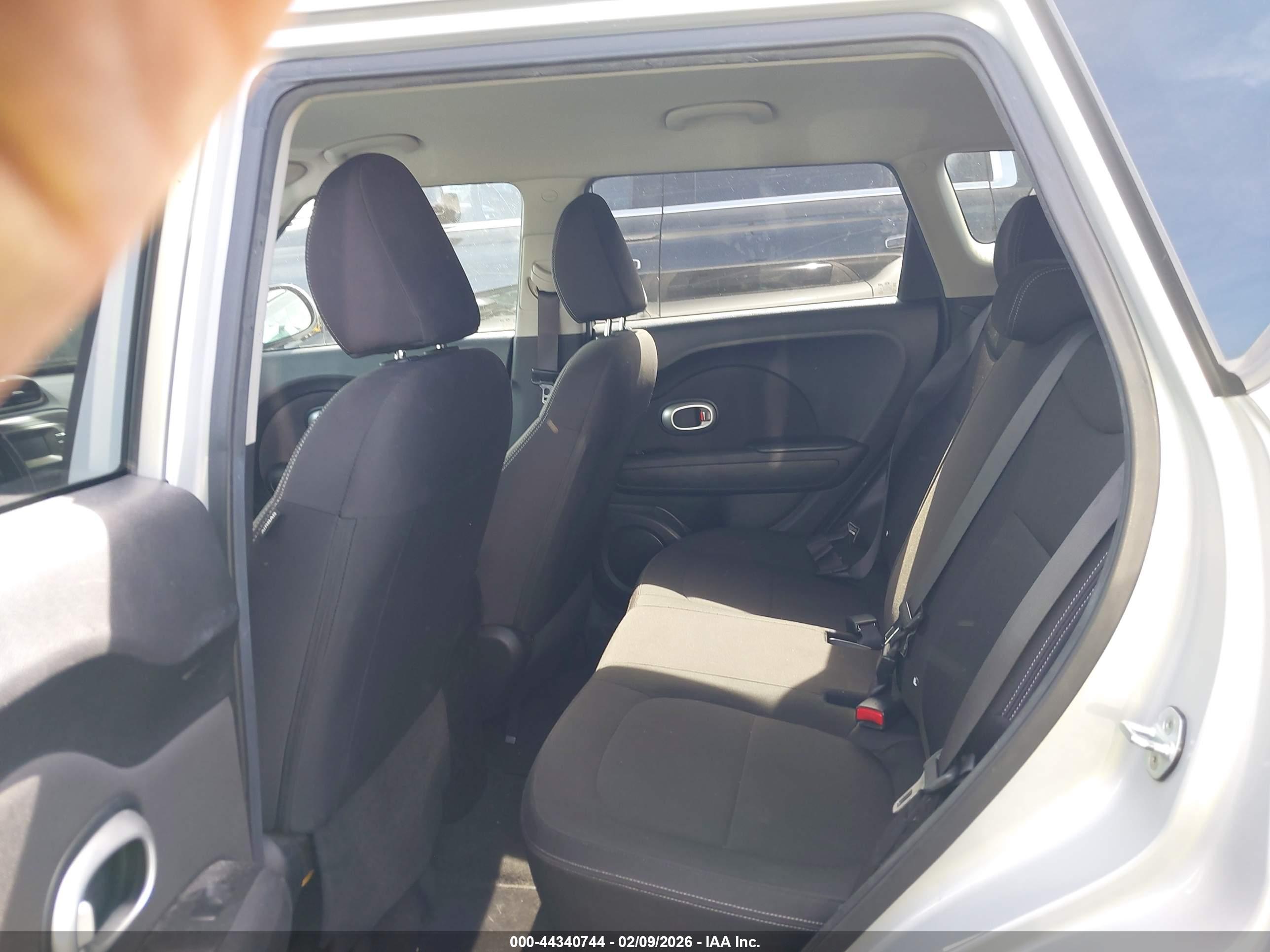 KIA SOUL image 8