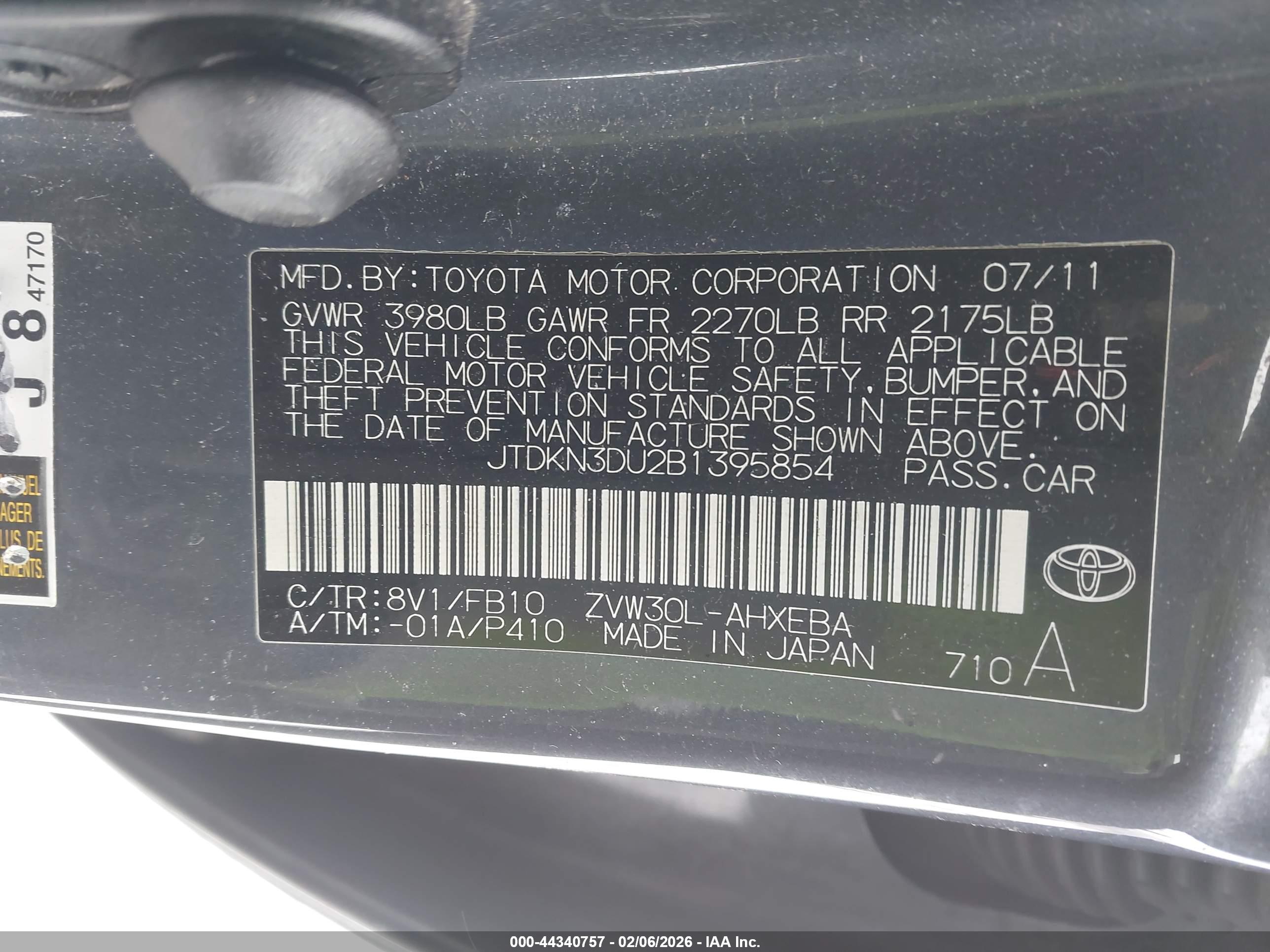 TOYOTA PRIUS image 9