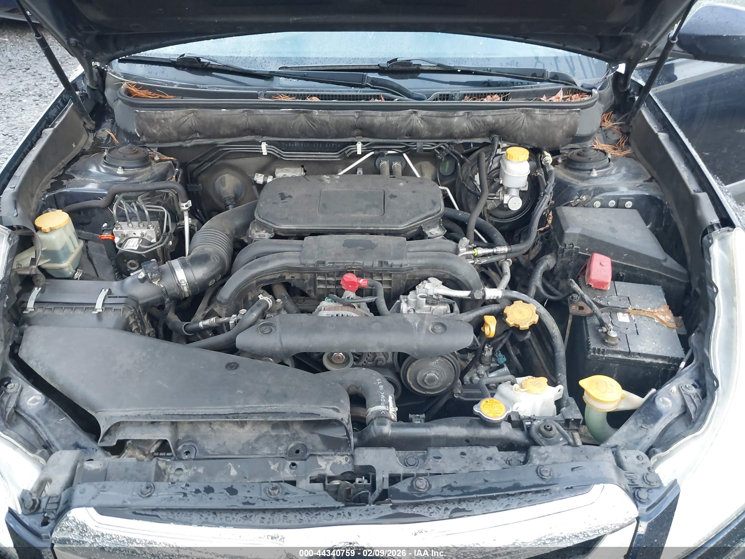 SUBARU OUTBACK image 10