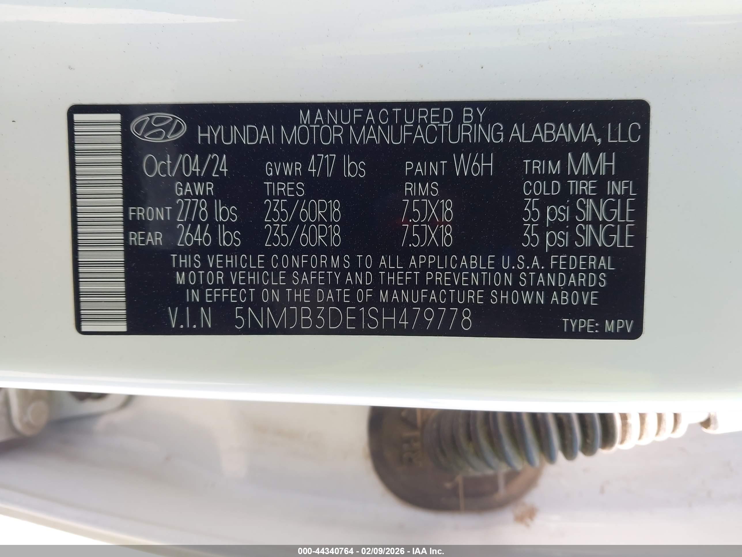 HYUNDAI TUCSON image 9