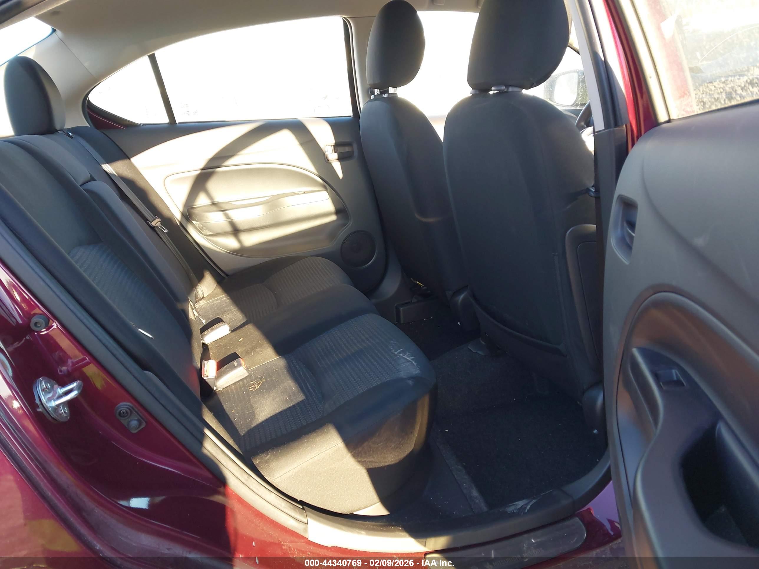 MITSUBISHI MIRAGE image 8