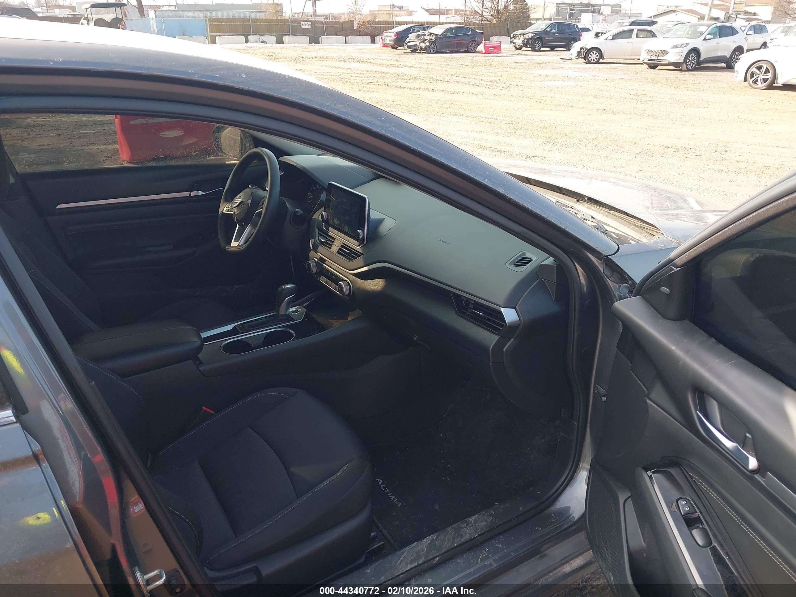 NISSAN ALTIMA image 5