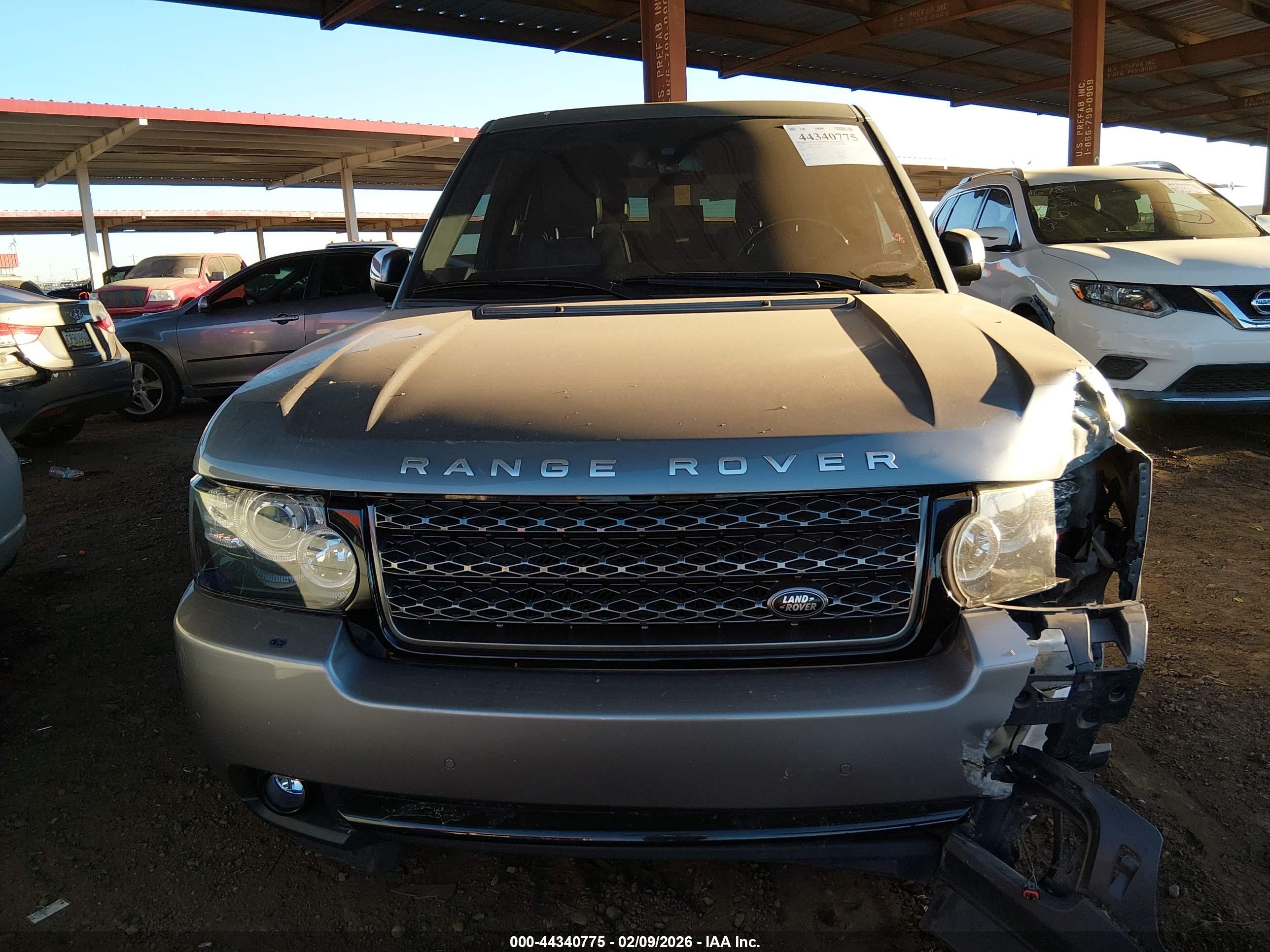 LAND ROVER image 6