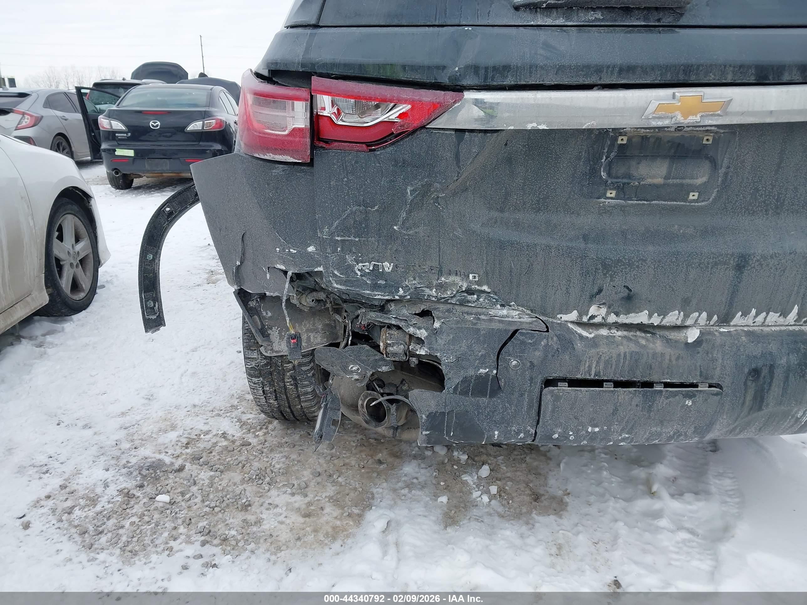 CHEVROLET TRAVERSE image 6