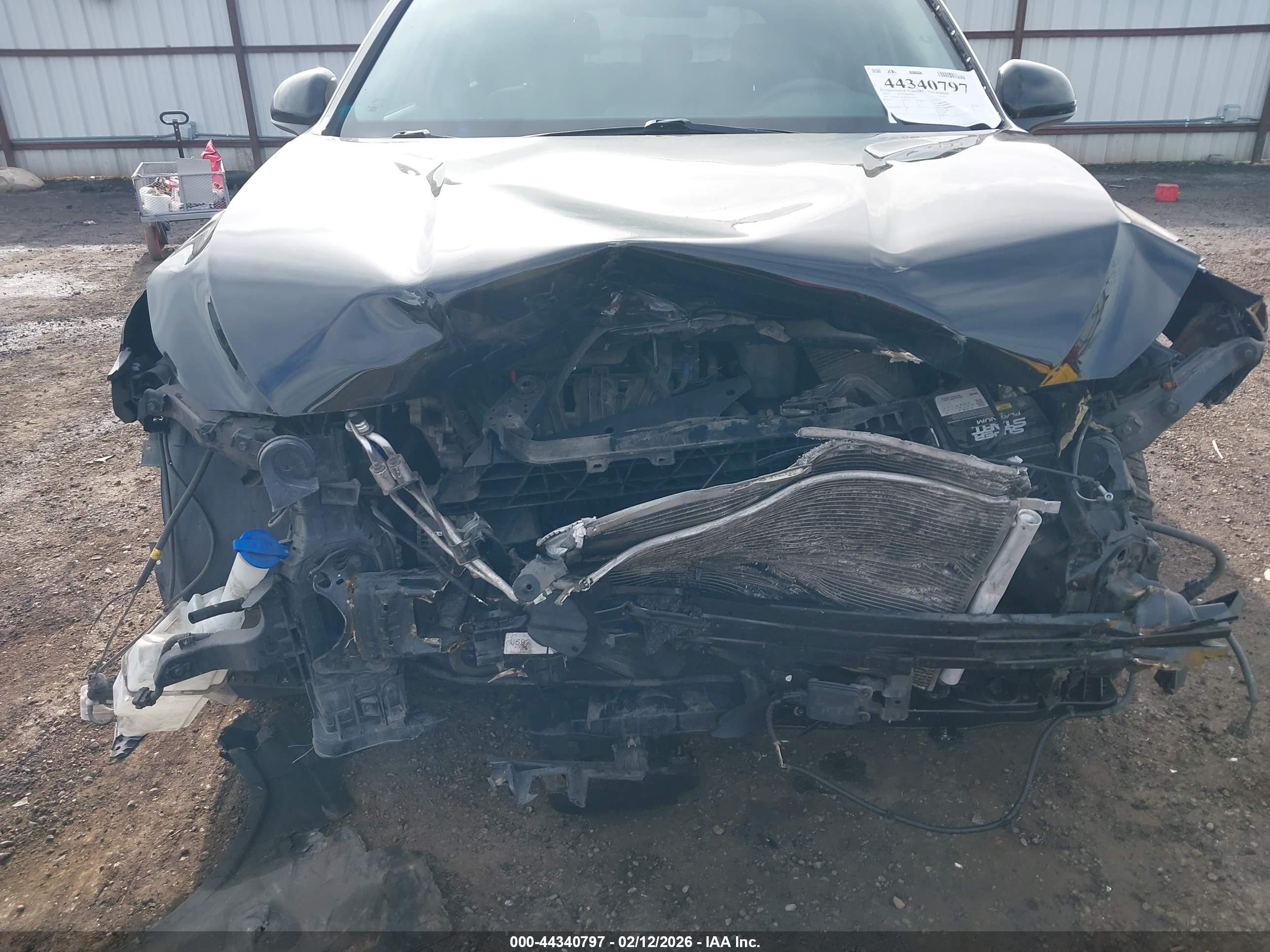 HYUNDAI SANTA image 6