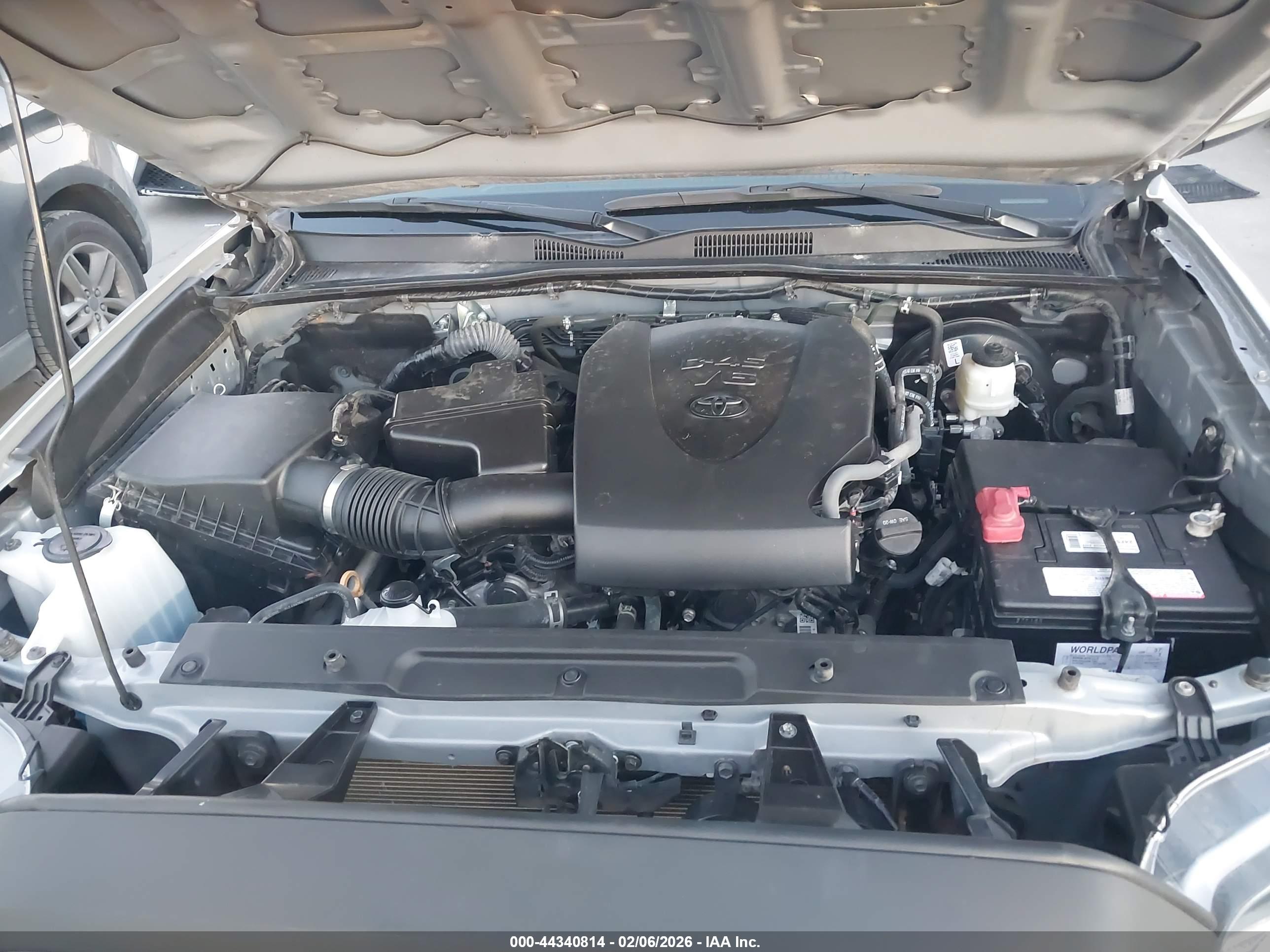 TOYOTA TACOMA image 10