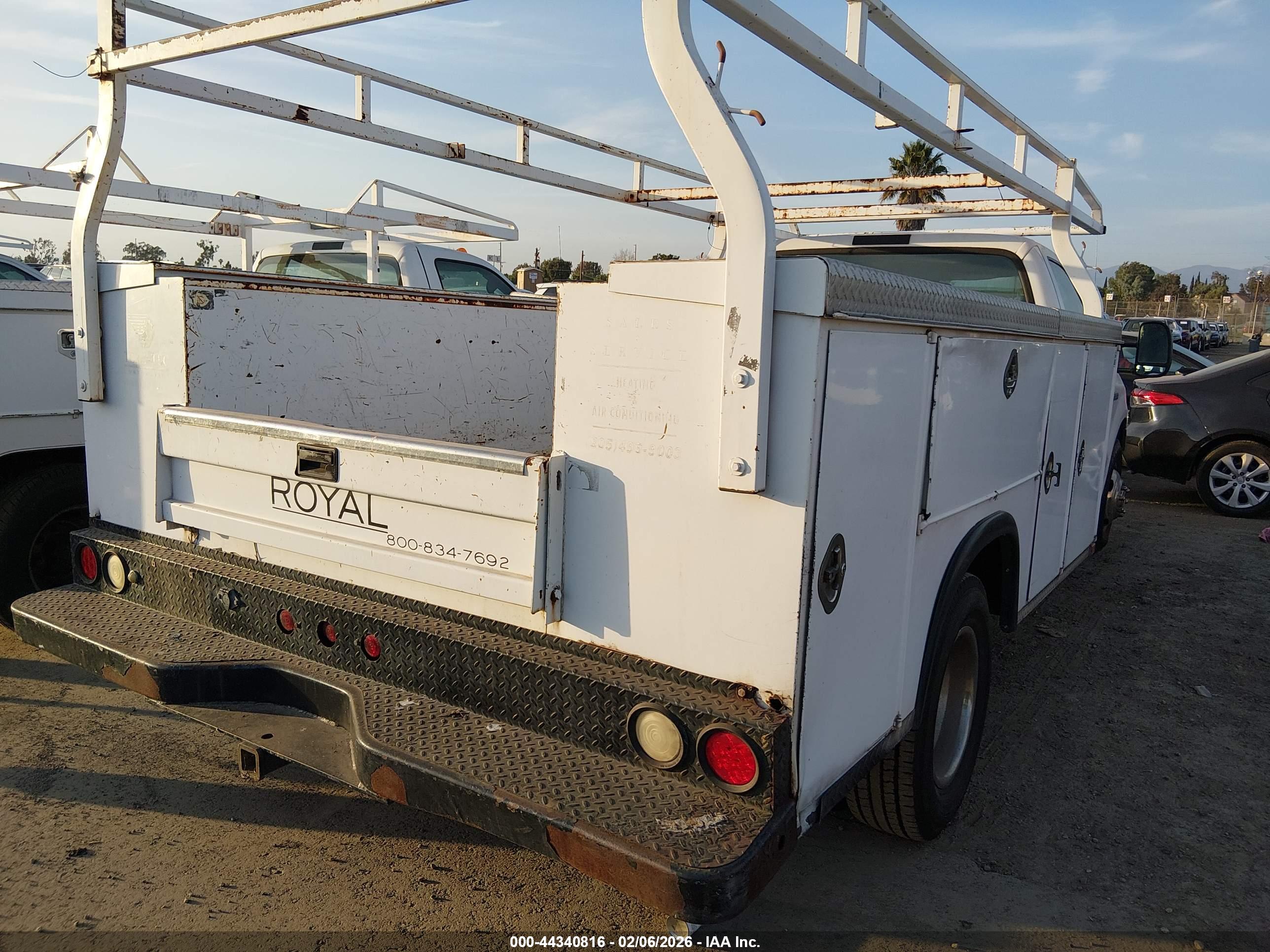 FORD F-350 image 4