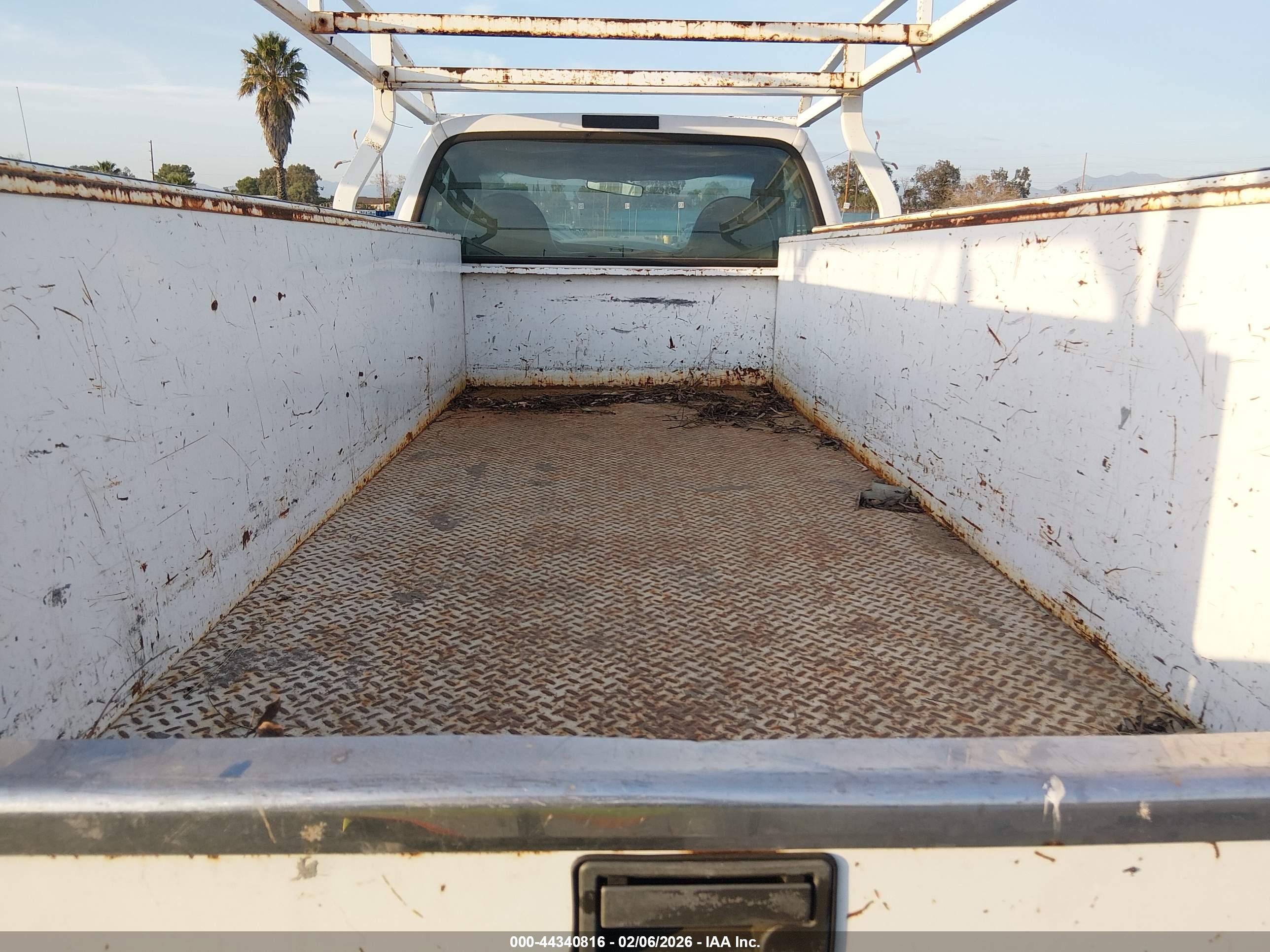 FORD F-350 image 7