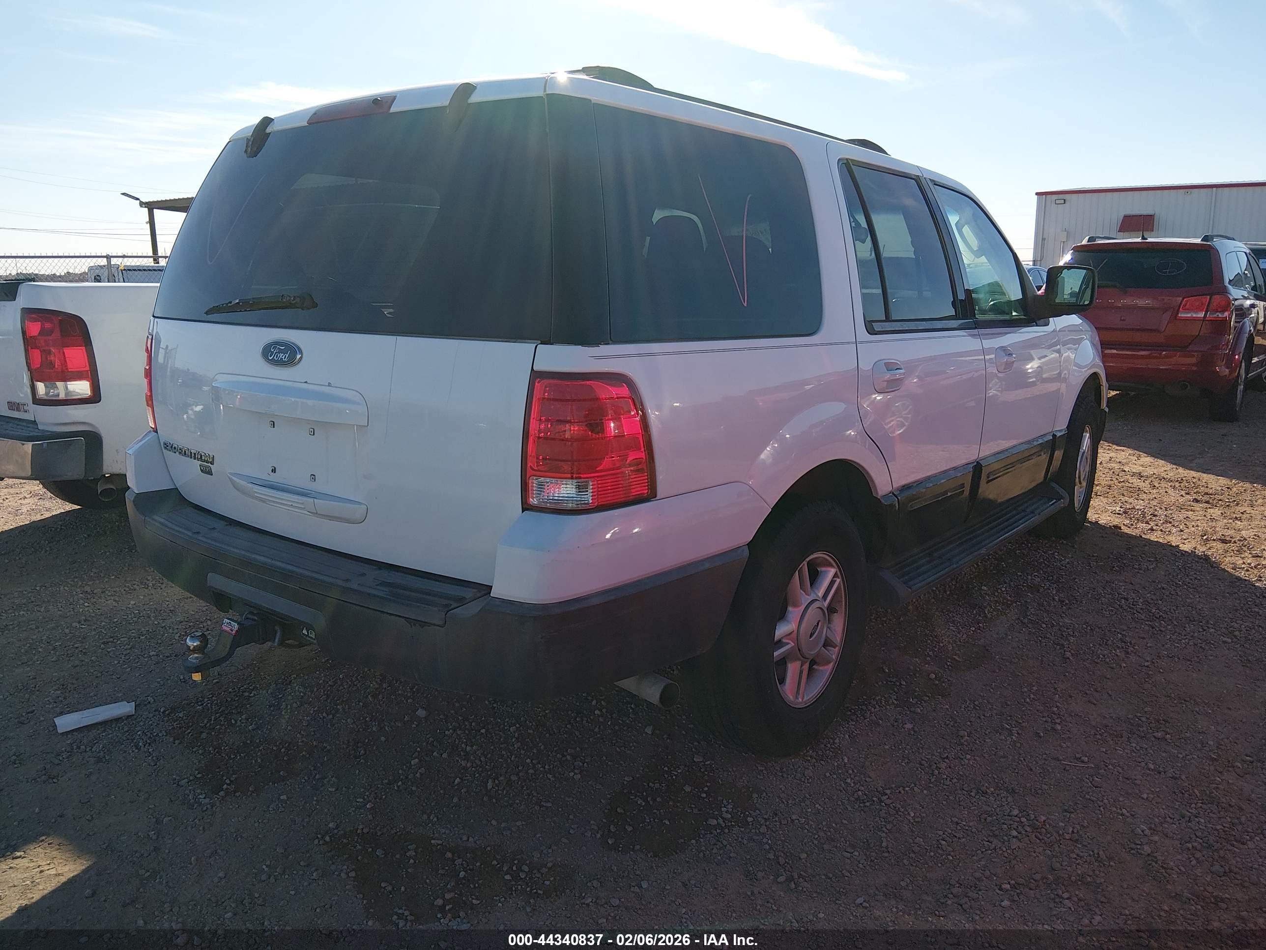 FORD EXPEDITION image 4