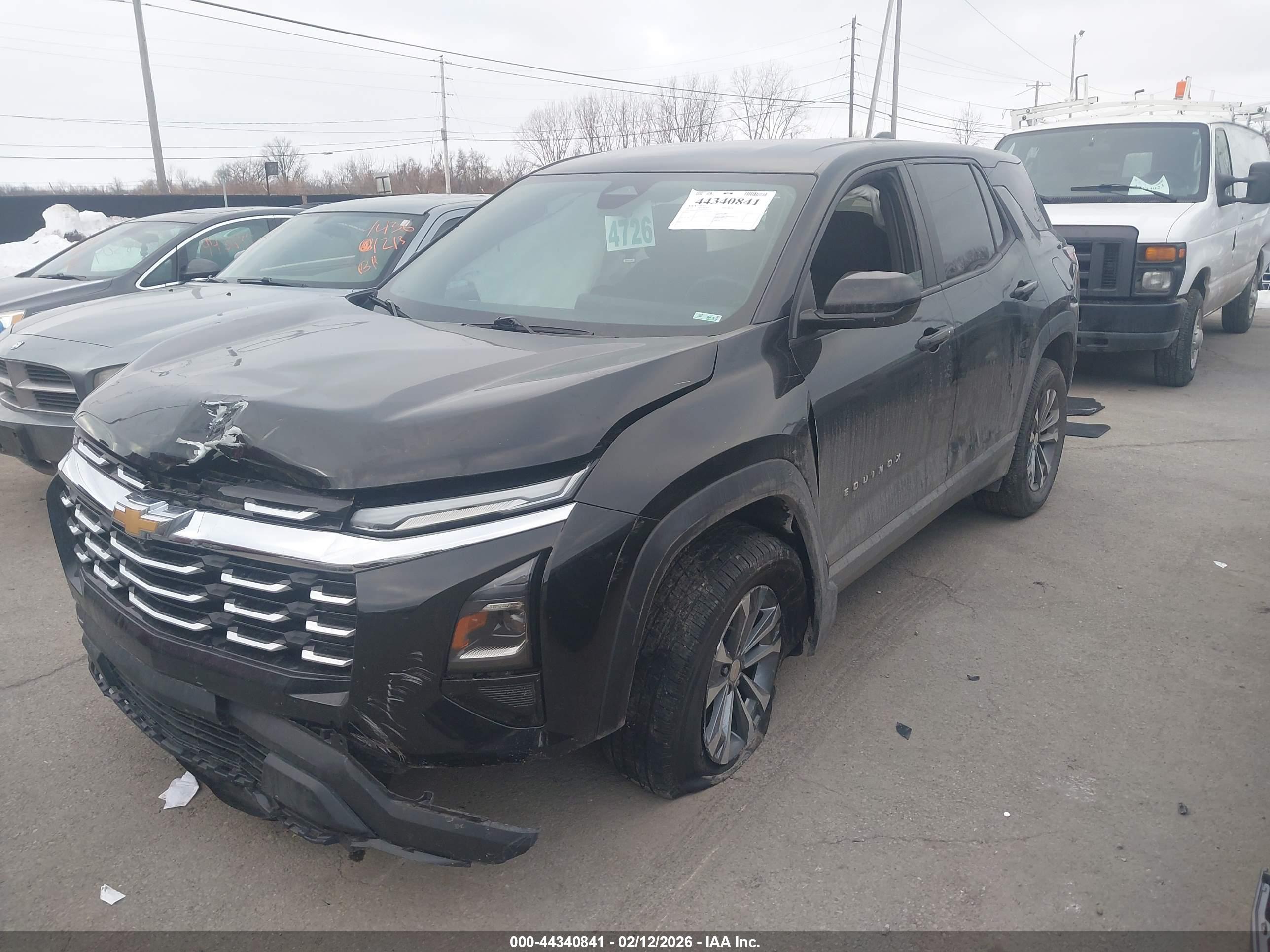 CHEVROLET EQUINOX image 2