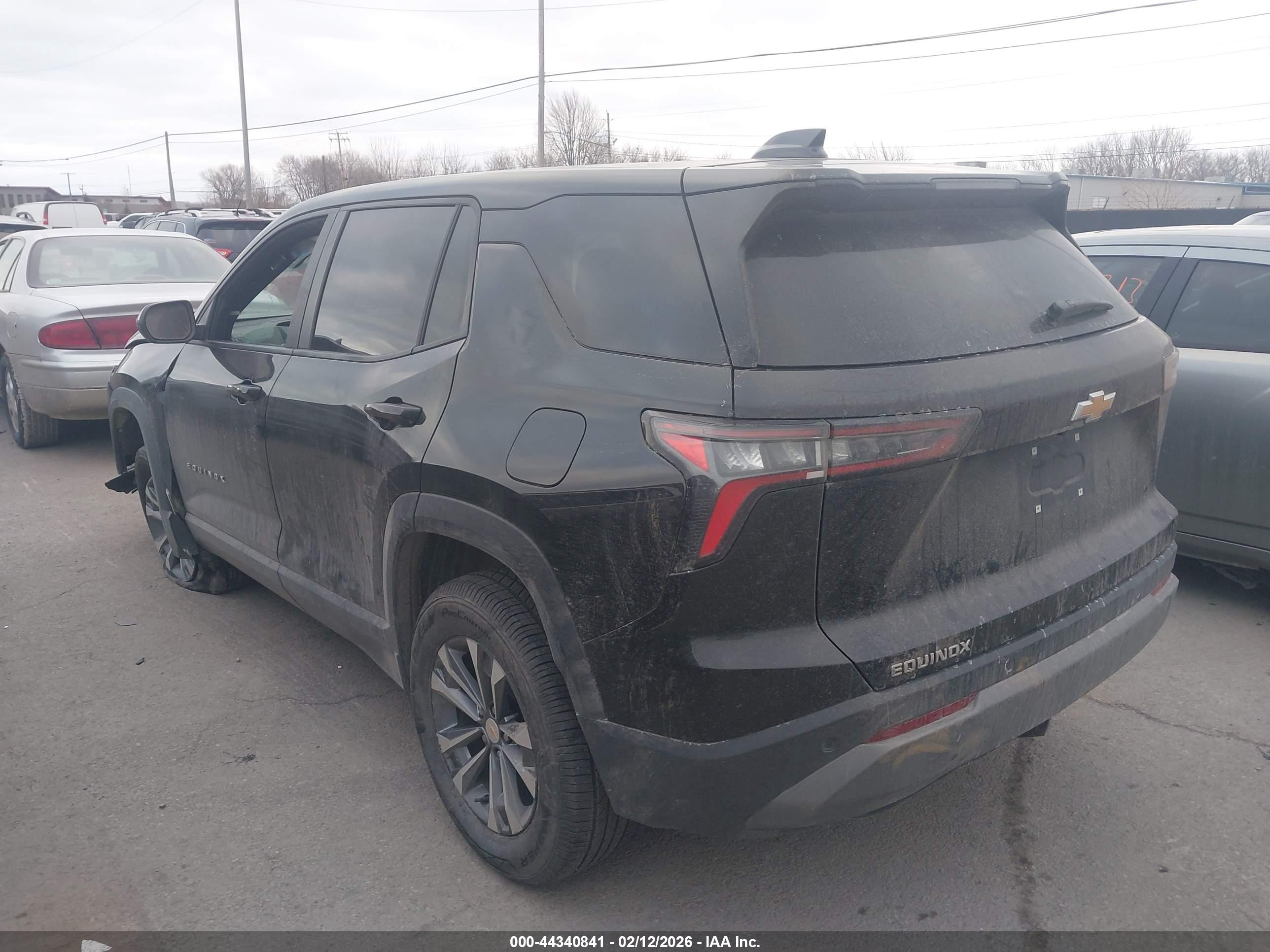 CHEVROLET EQUINOX image 3