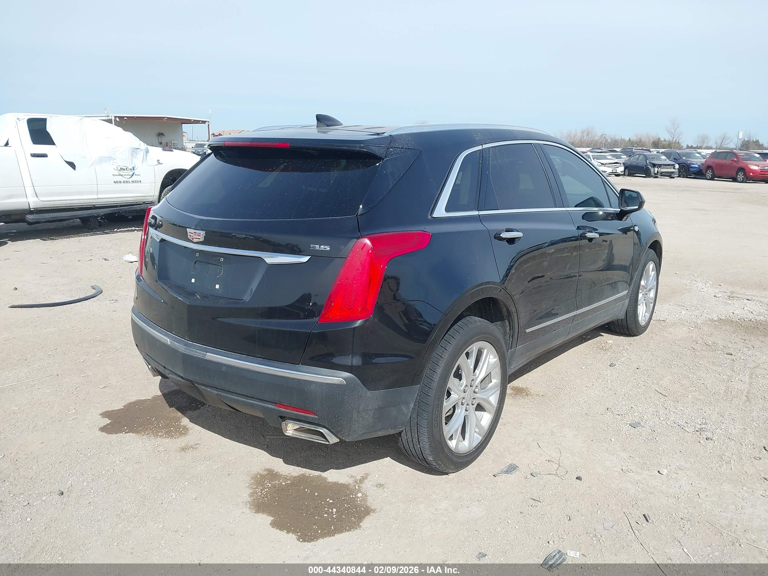 CADILLAC XT5 image 4