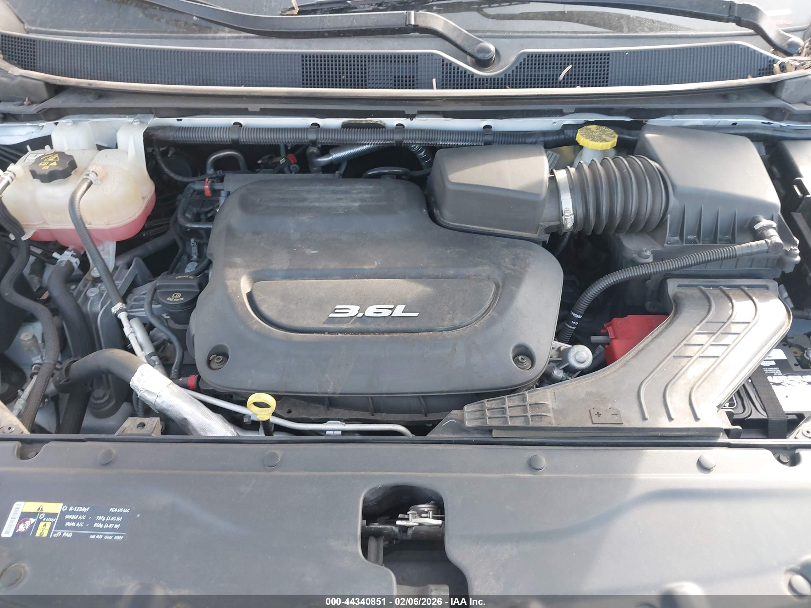 CHRYSLER PACIFICA image 10