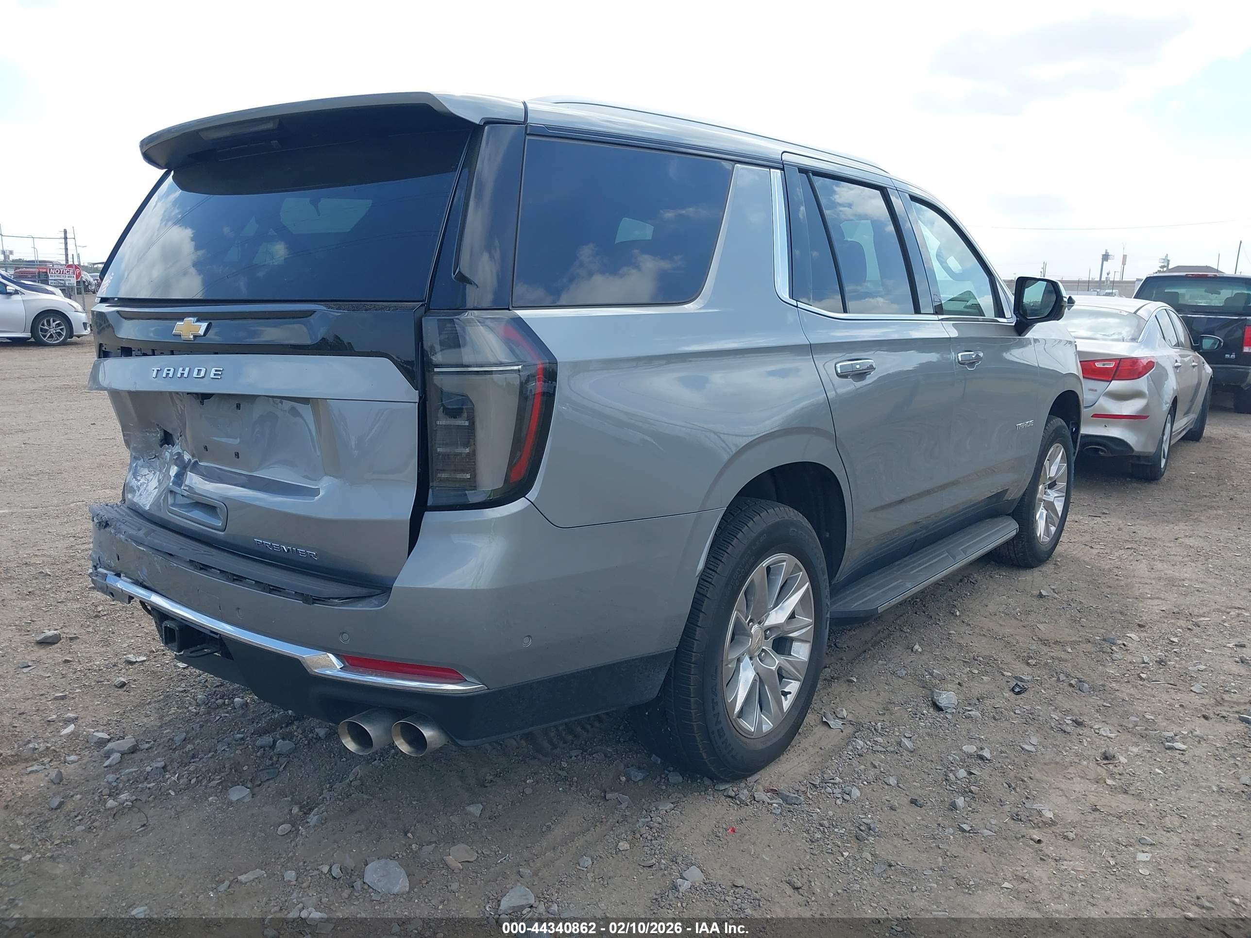 CHEVROLET TAHOE image 4