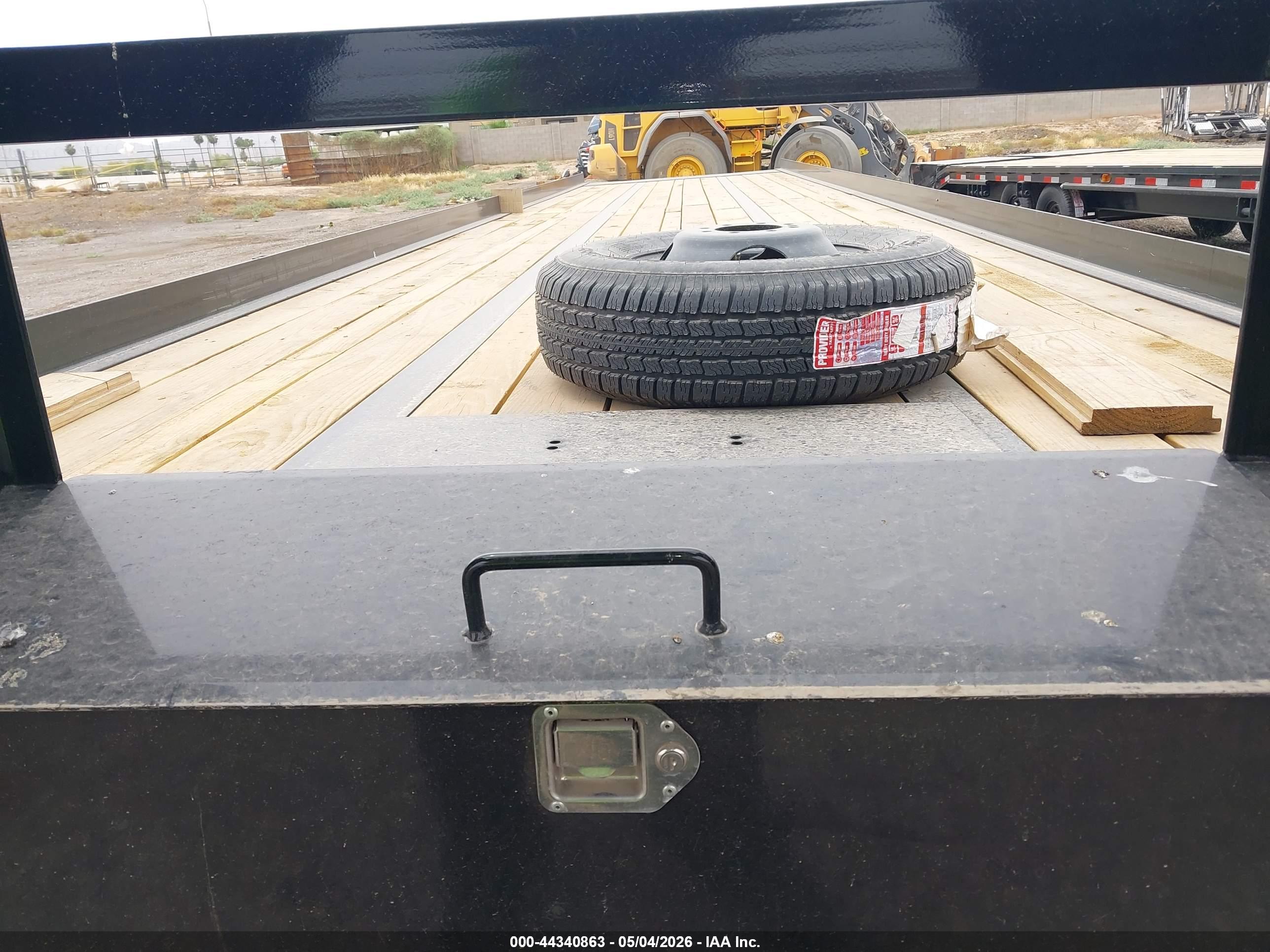 DELCO FLATBED image 5