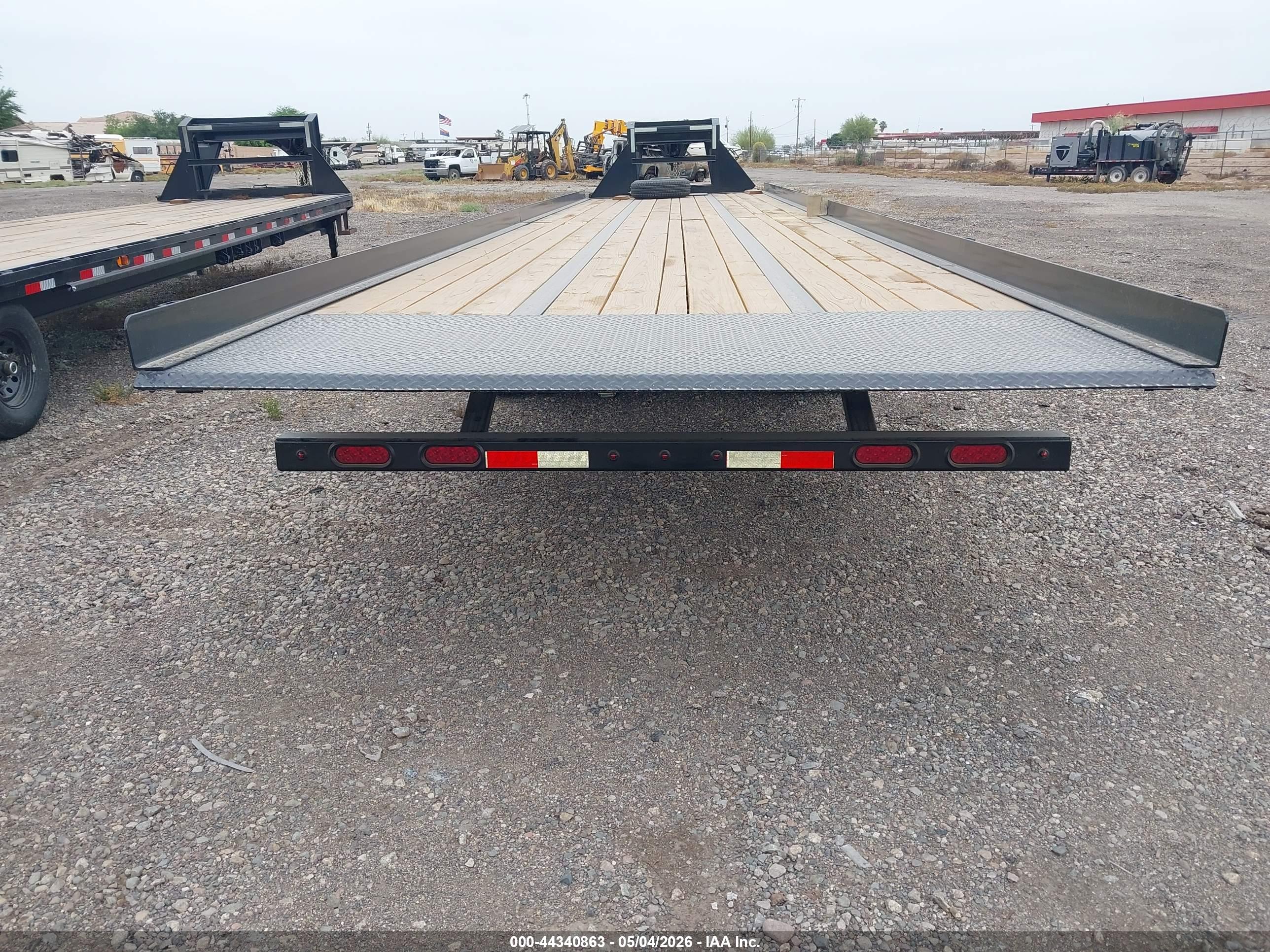 DELCO FLATBED image 8