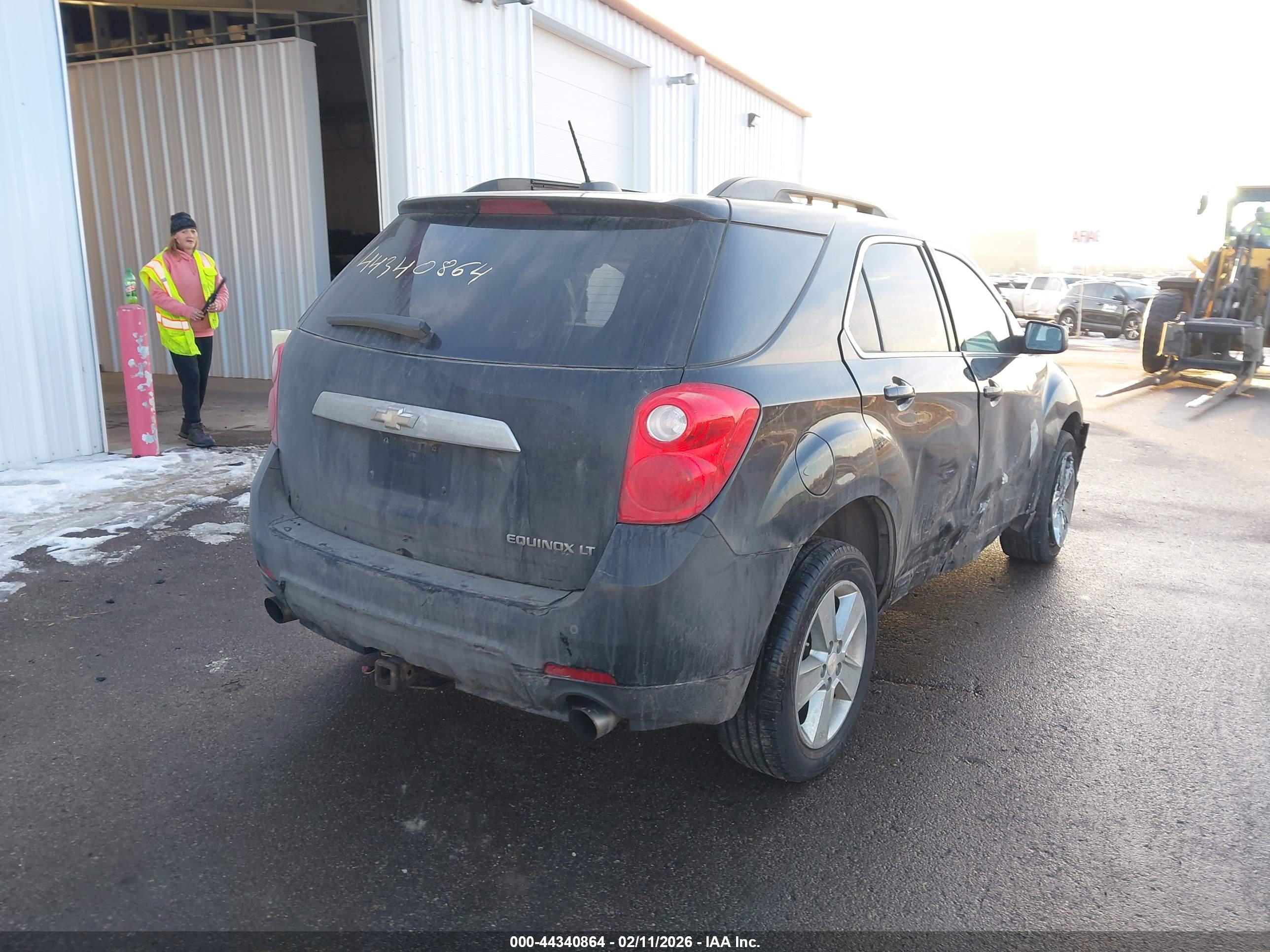 CHEVROLET EQUINOX image 4