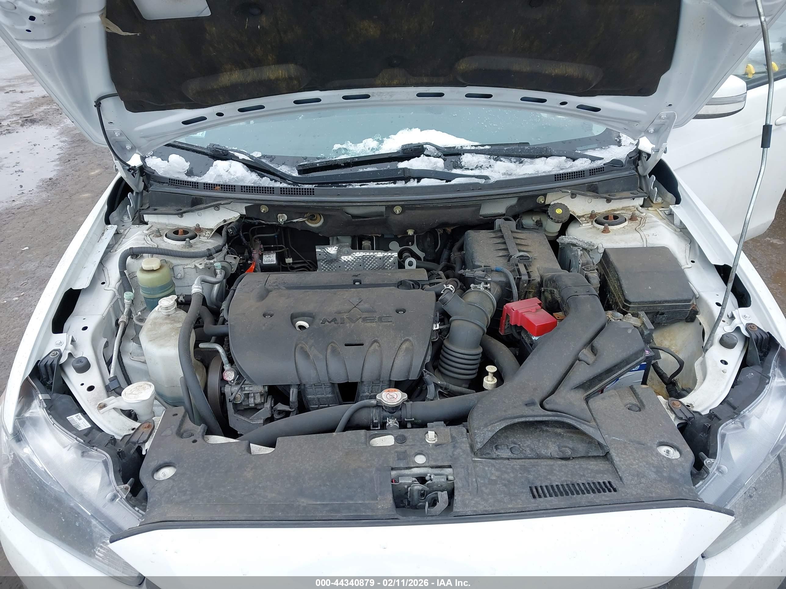 MITSUBISHI LANCER image 10