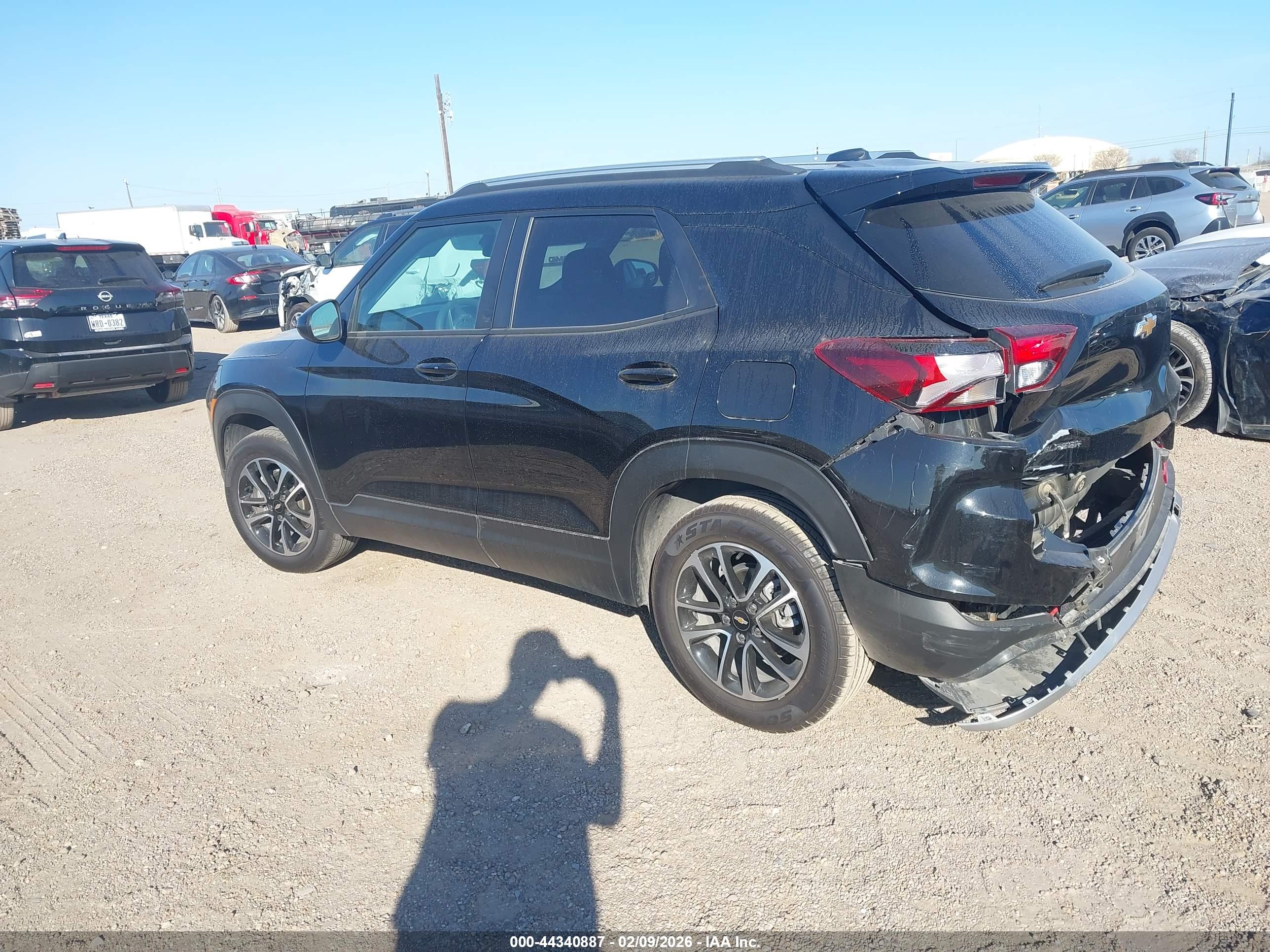 CHEVROLET TRAILBLAZER image 3