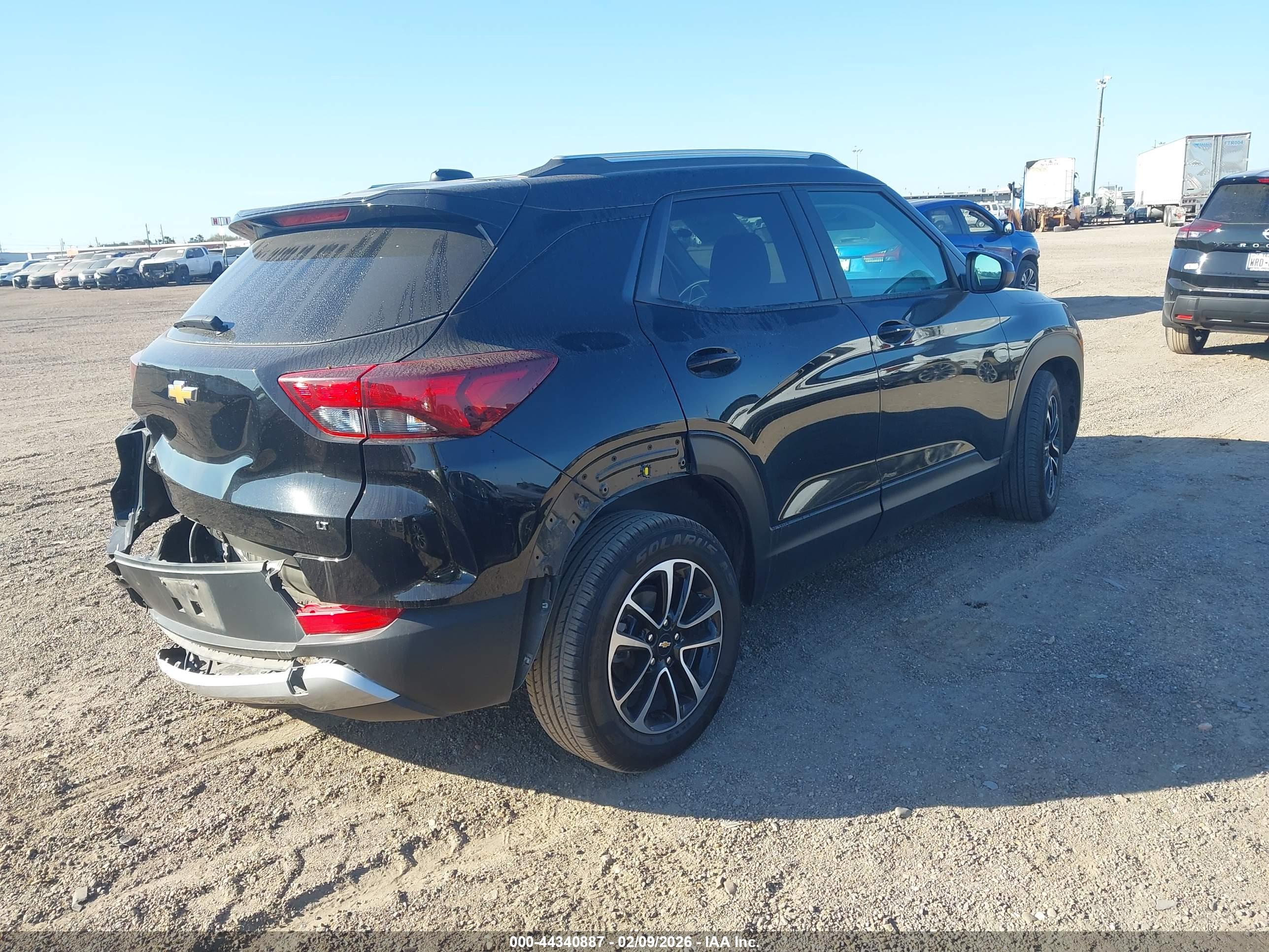 CHEVROLET TRAILBLAZER image 4