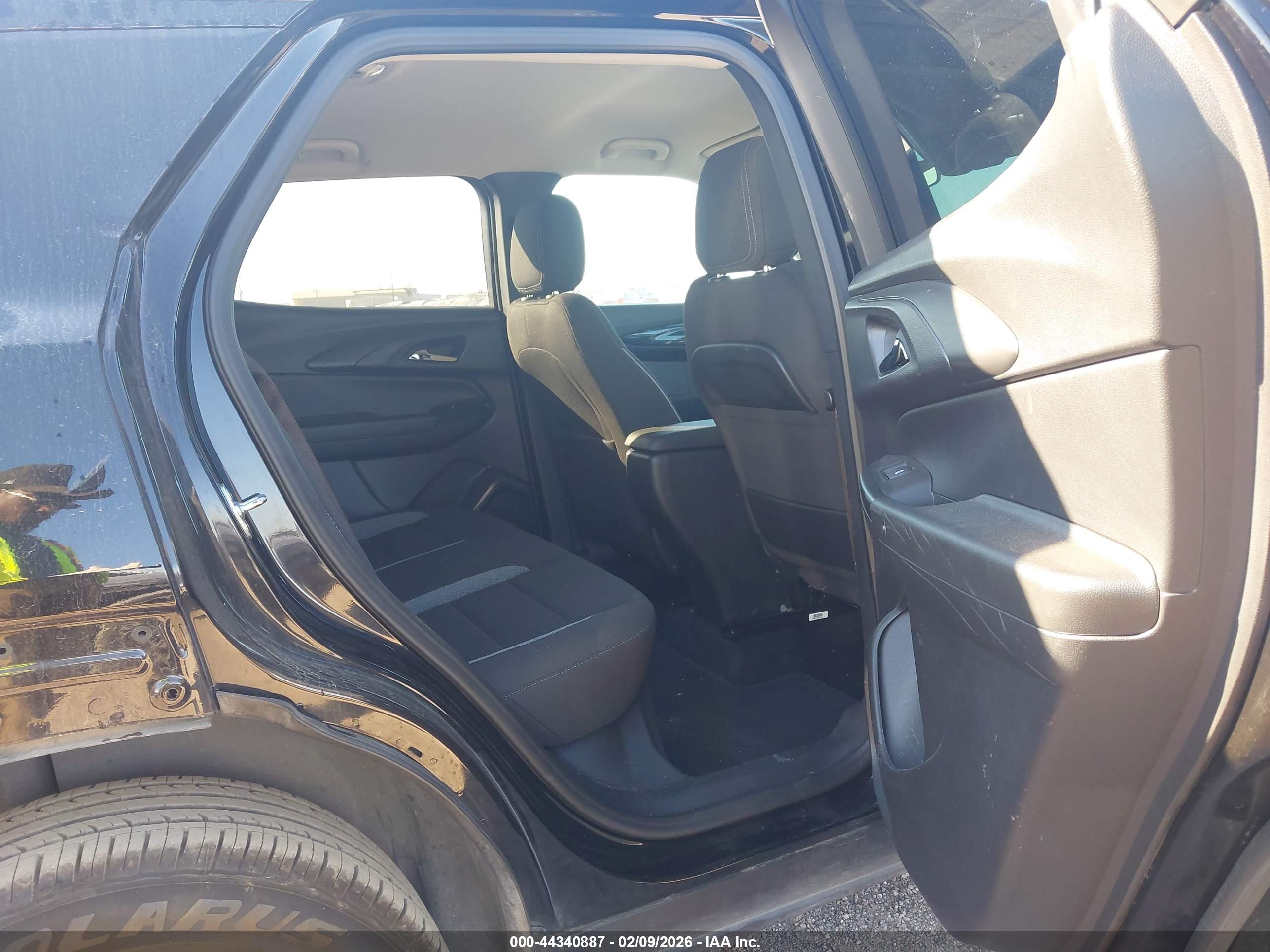 CHEVROLET TRAILBLAZER image 8