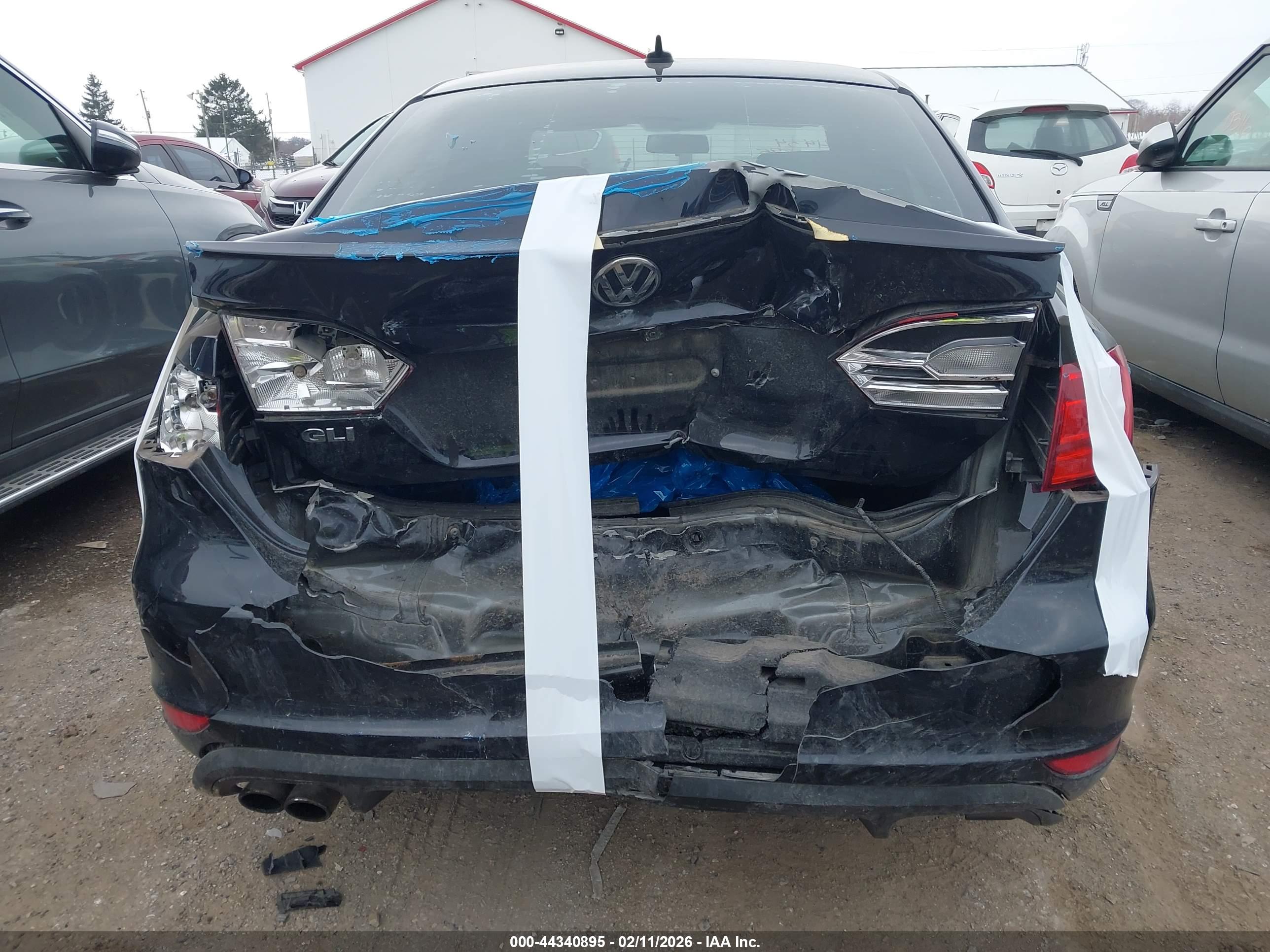 VOLKSWAGEN JETTA image 6