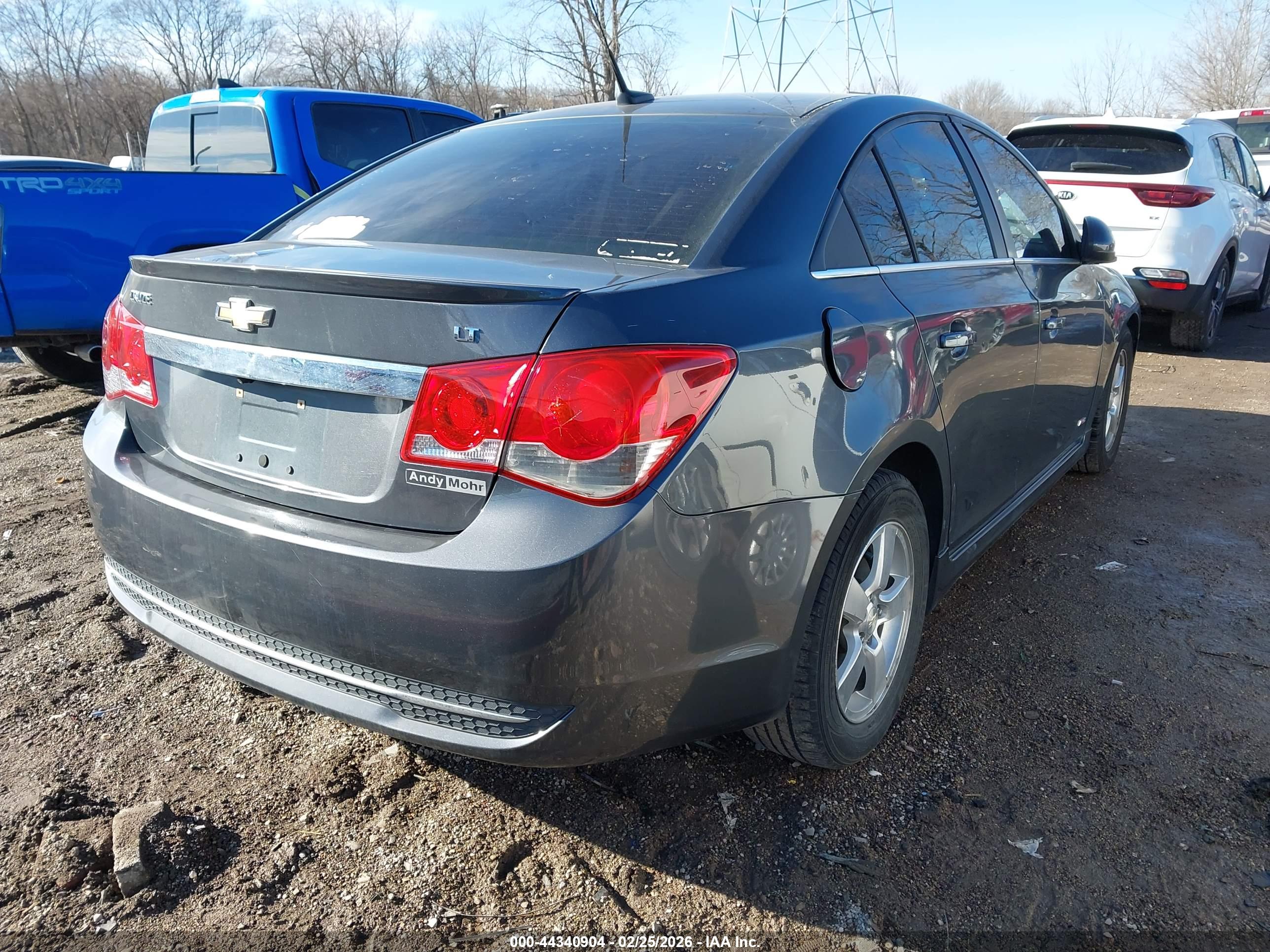 CHEVROLET CRUZE image 4