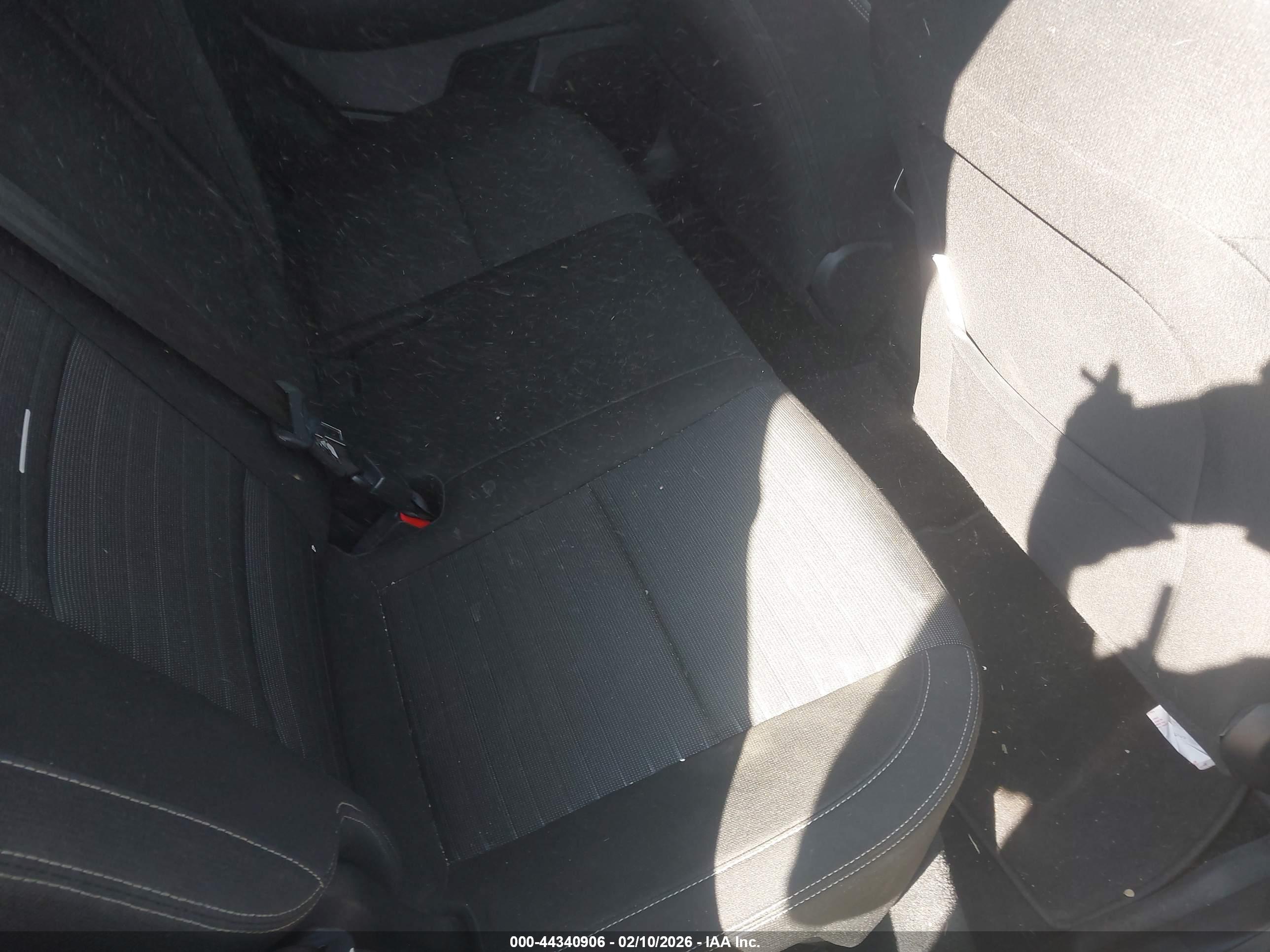 KIA SPORTAGE image 8