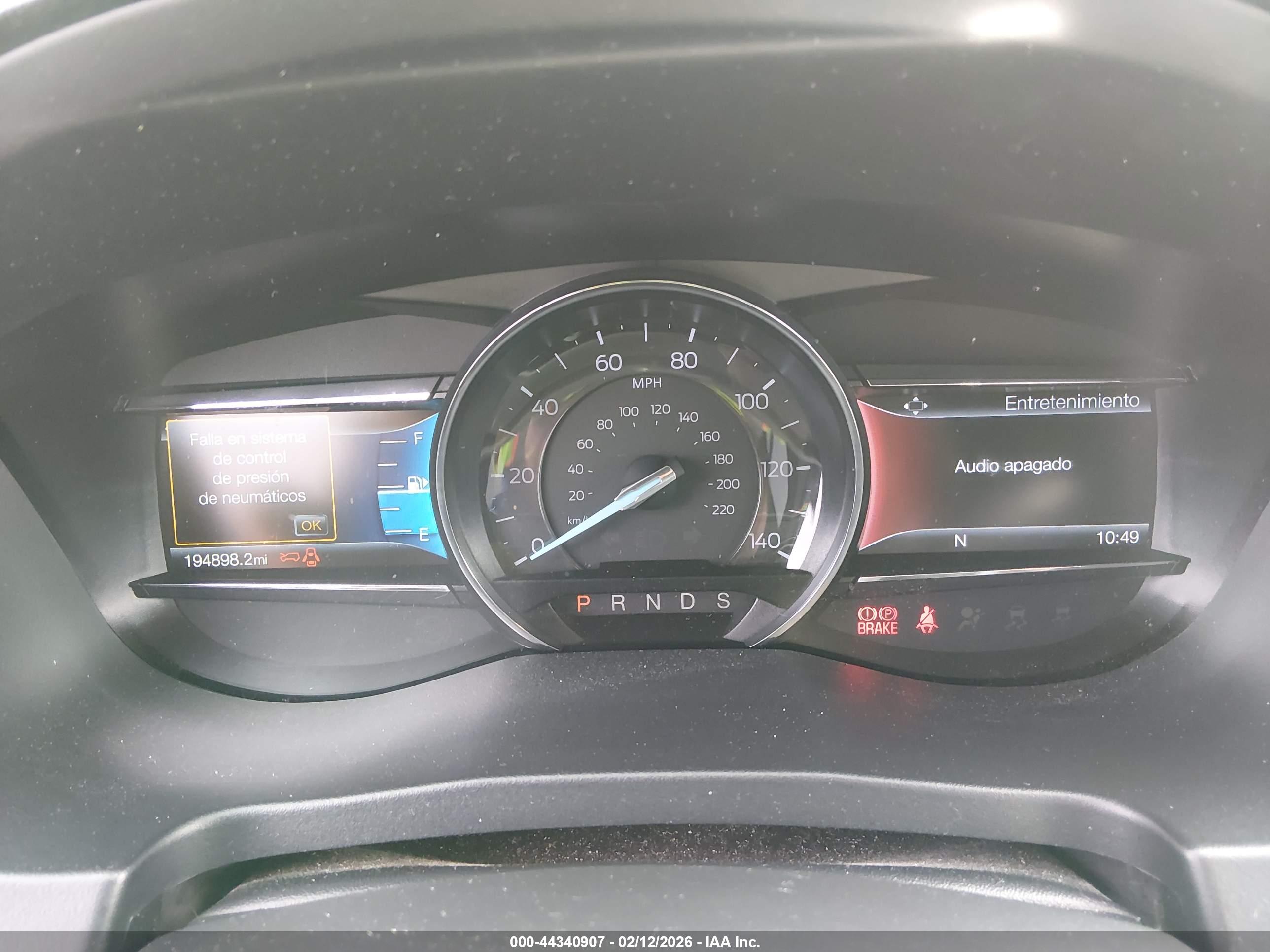 FORD EXPLORER image 7