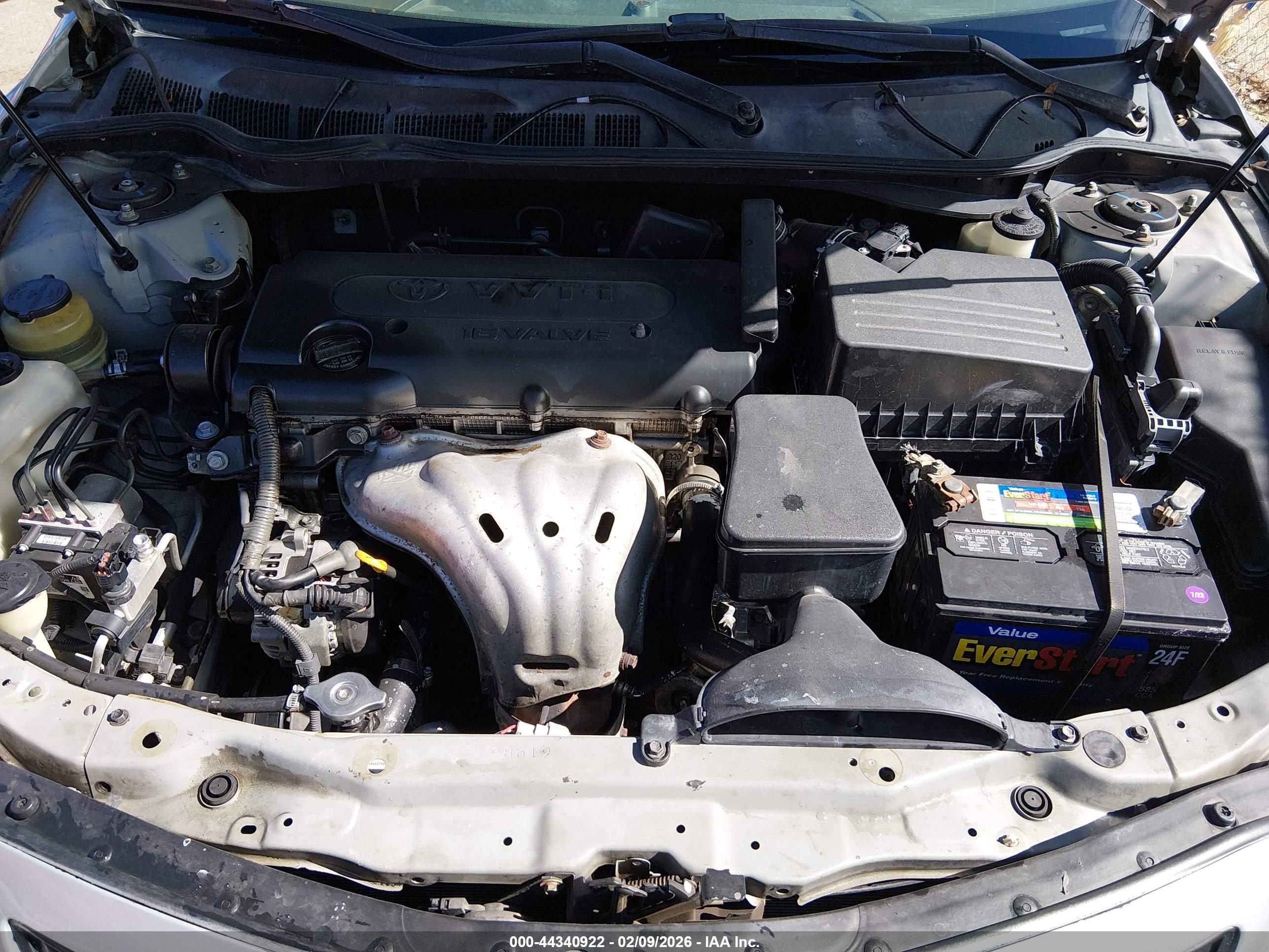 TOYOTA CAMRY image 10