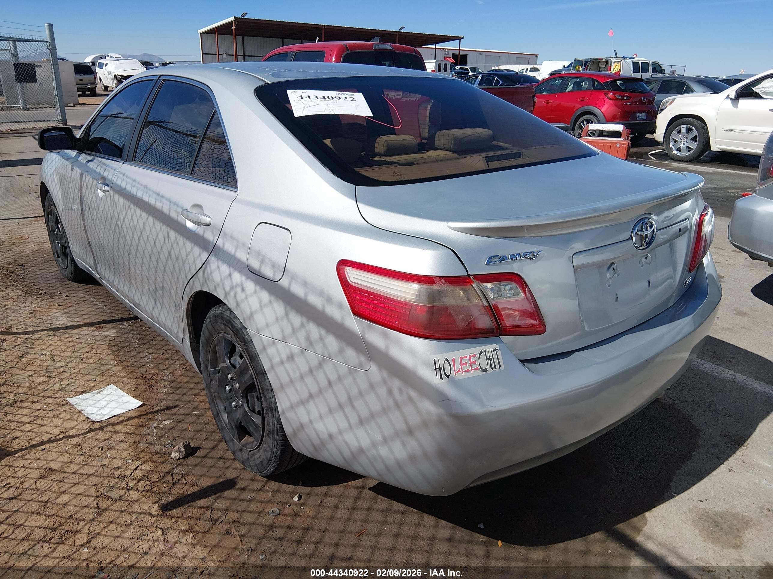 TOYOTA CAMRY image 3