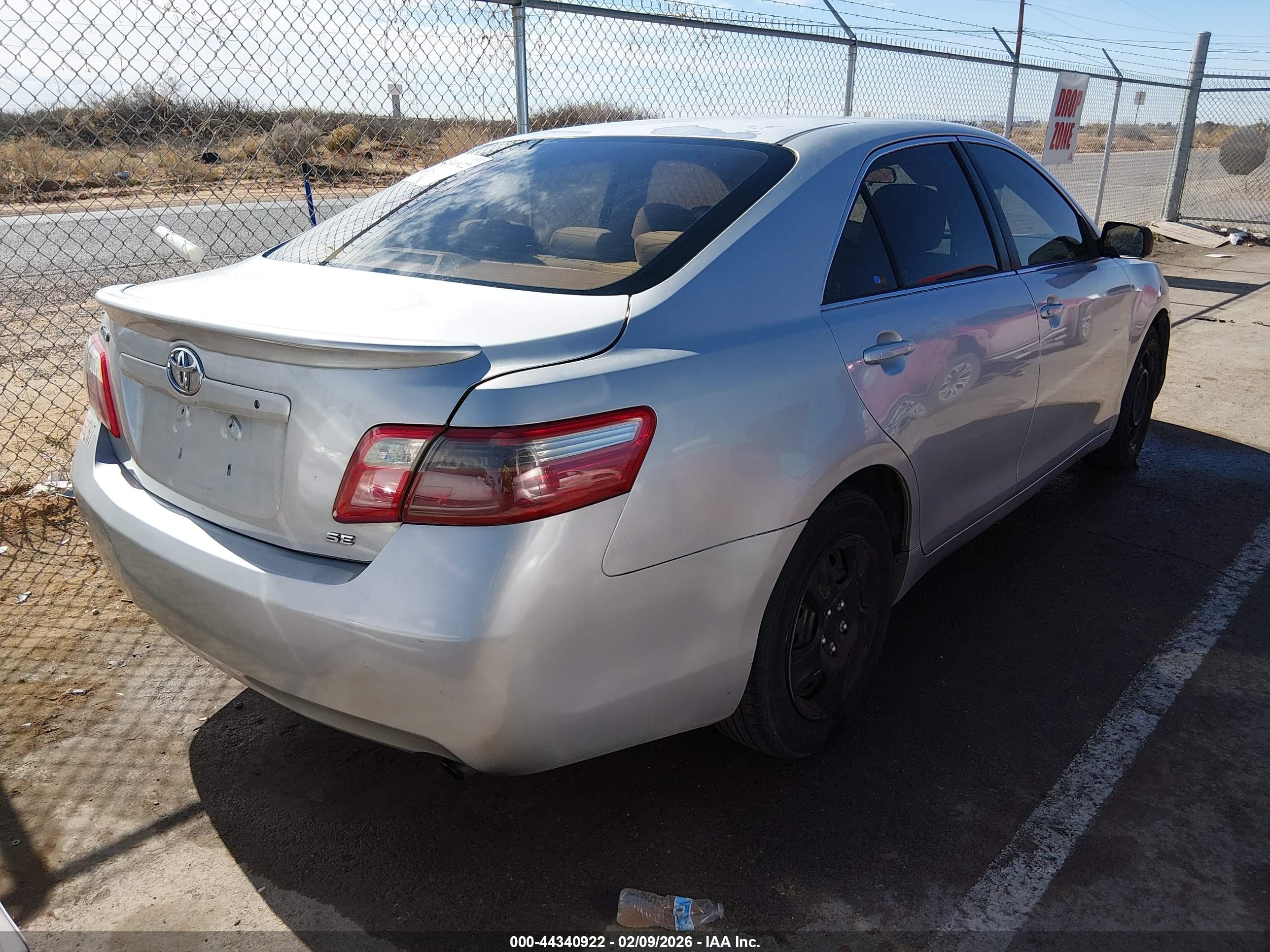 TOYOTA CAMRY image 4