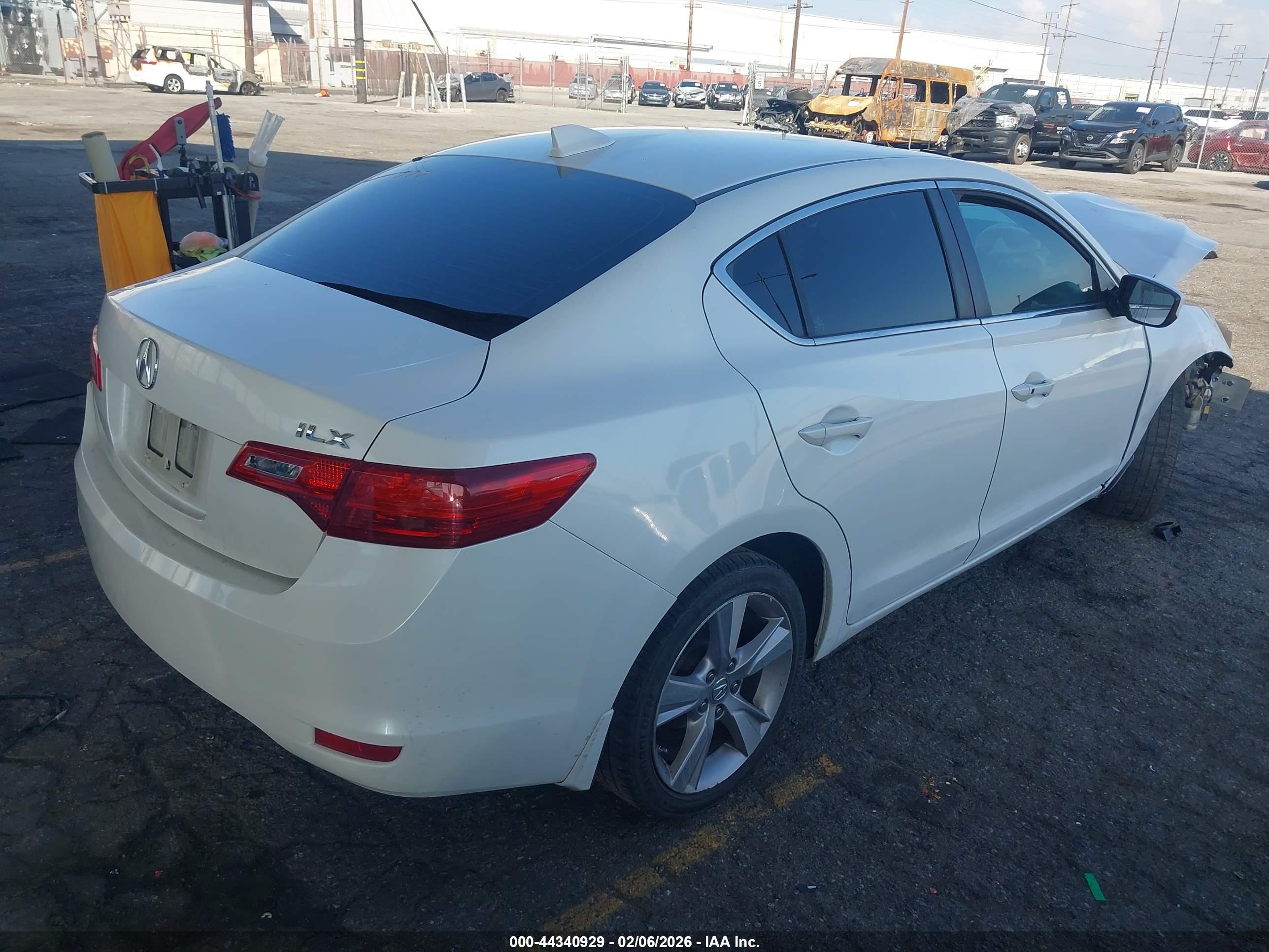 ACURA ILX image 4